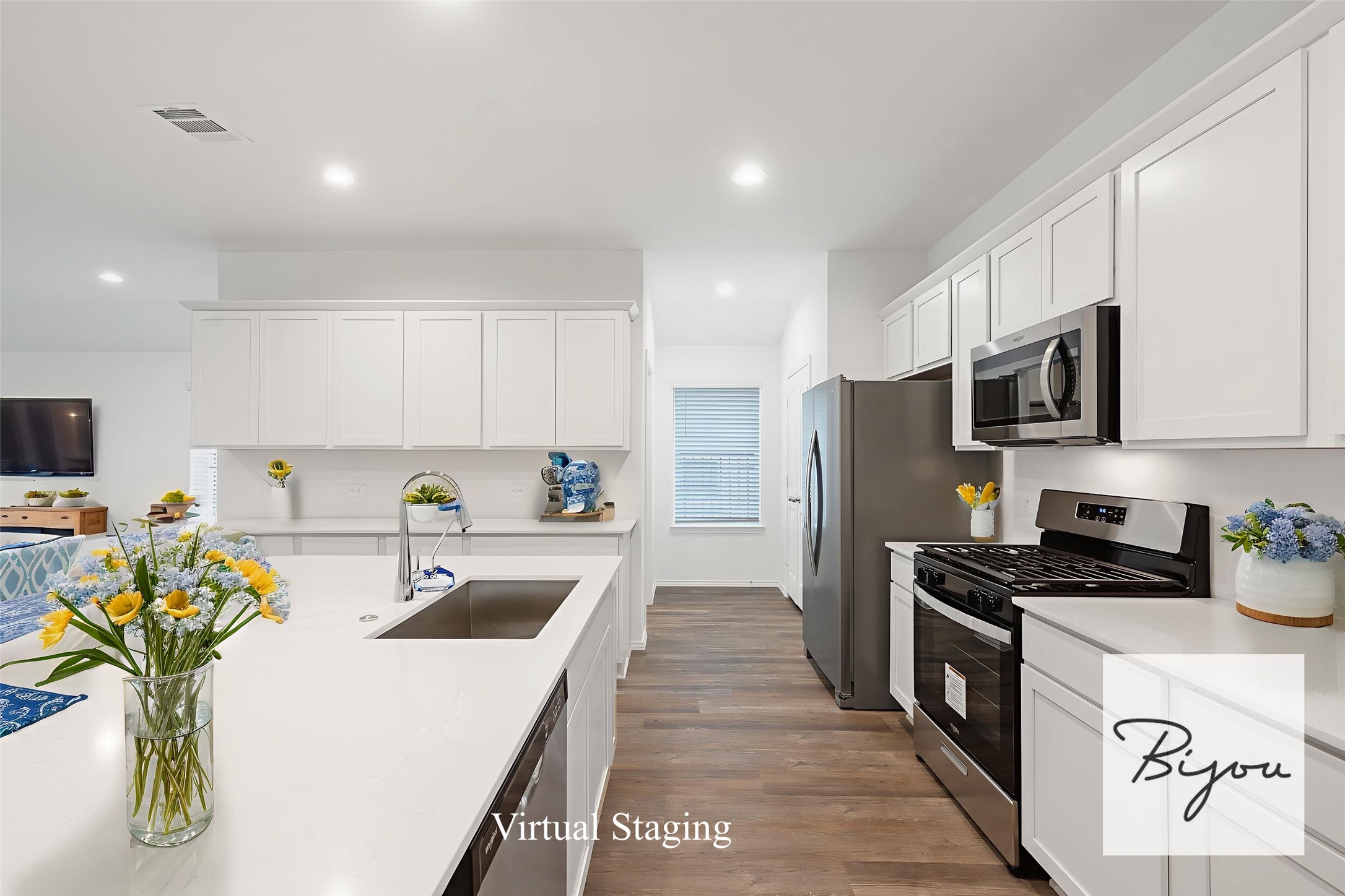 3085 Emerald Ocean Drive Property Photo 11