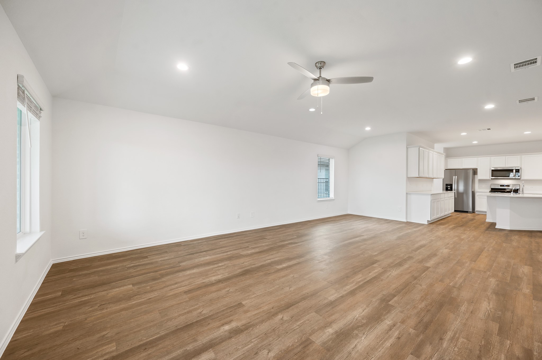 3085 Emerald Ocean Drive Property Photo 26