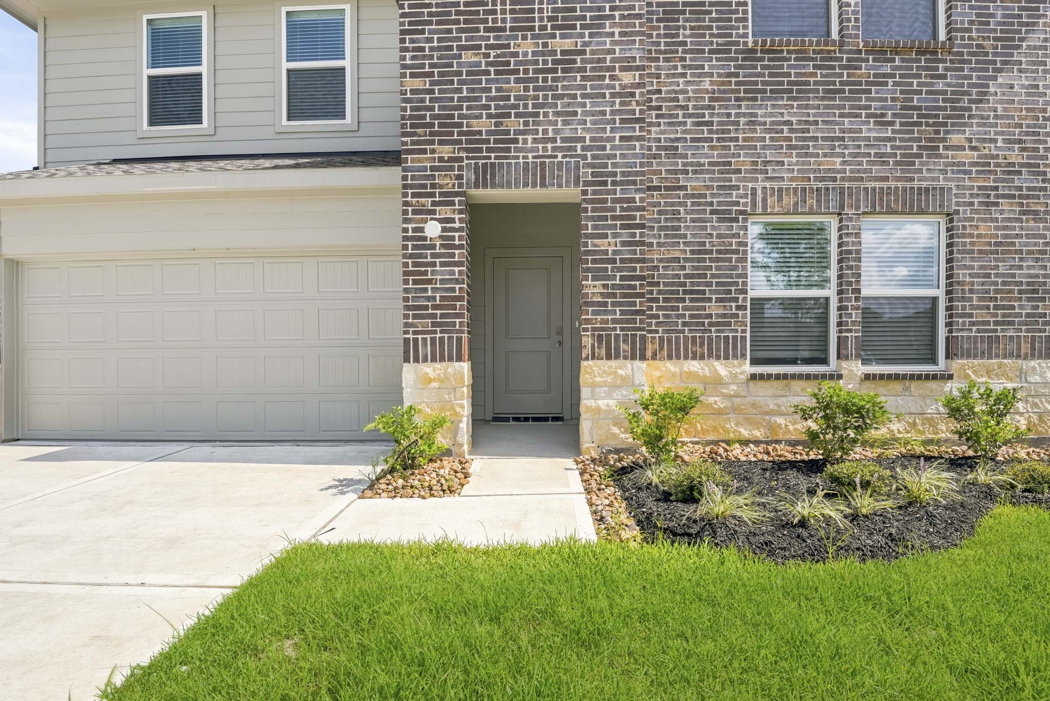 517 Comal Trail Property Photo 4
