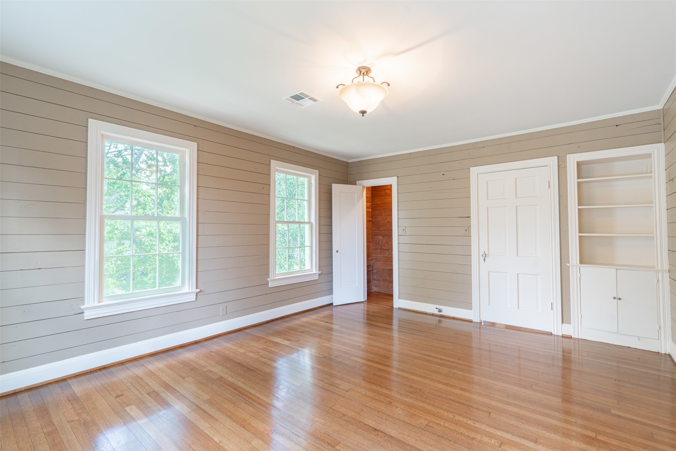 403 Dudley Street Property Photo 31