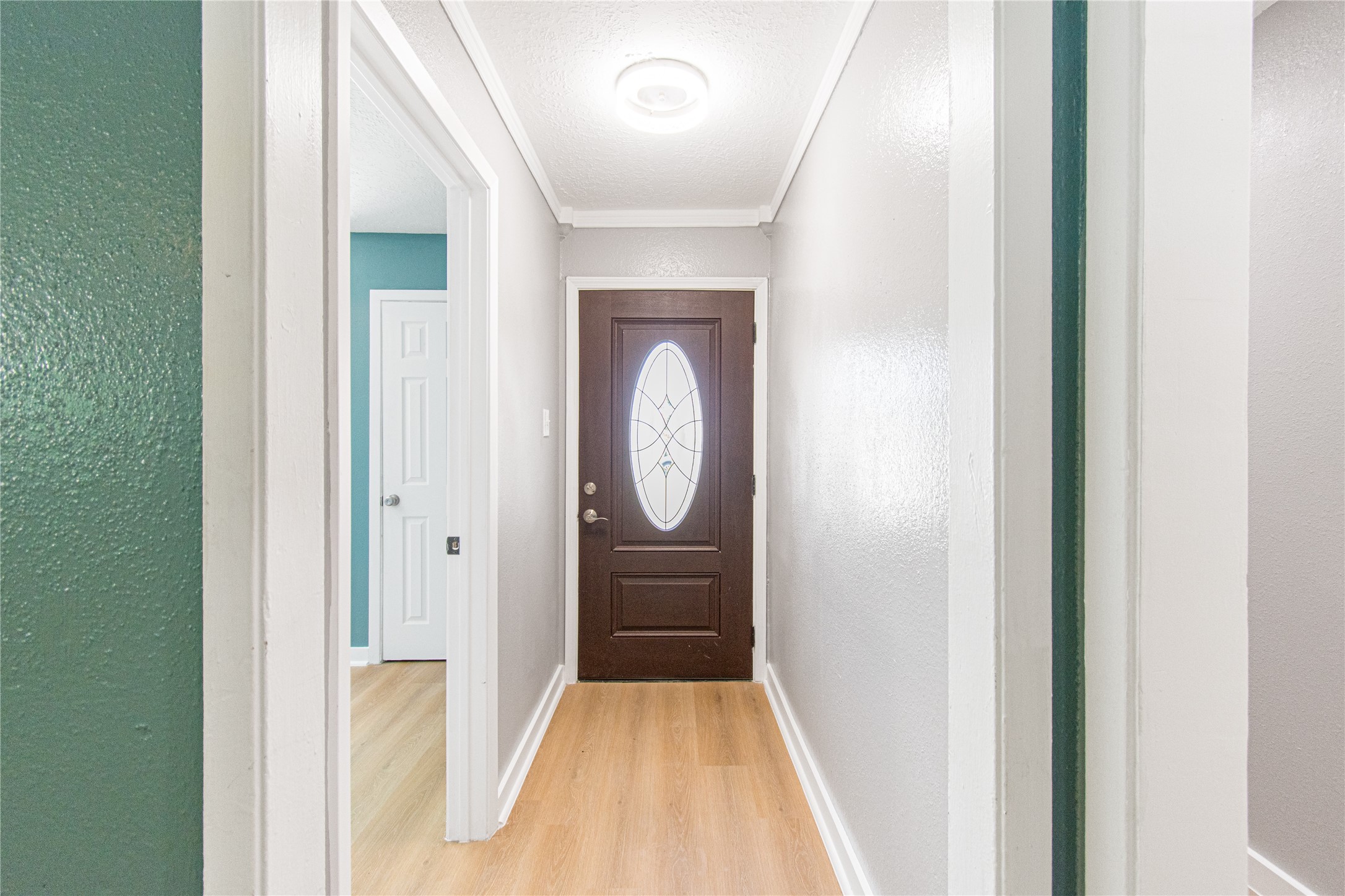 12906 Southspring Drive Property Photo 3