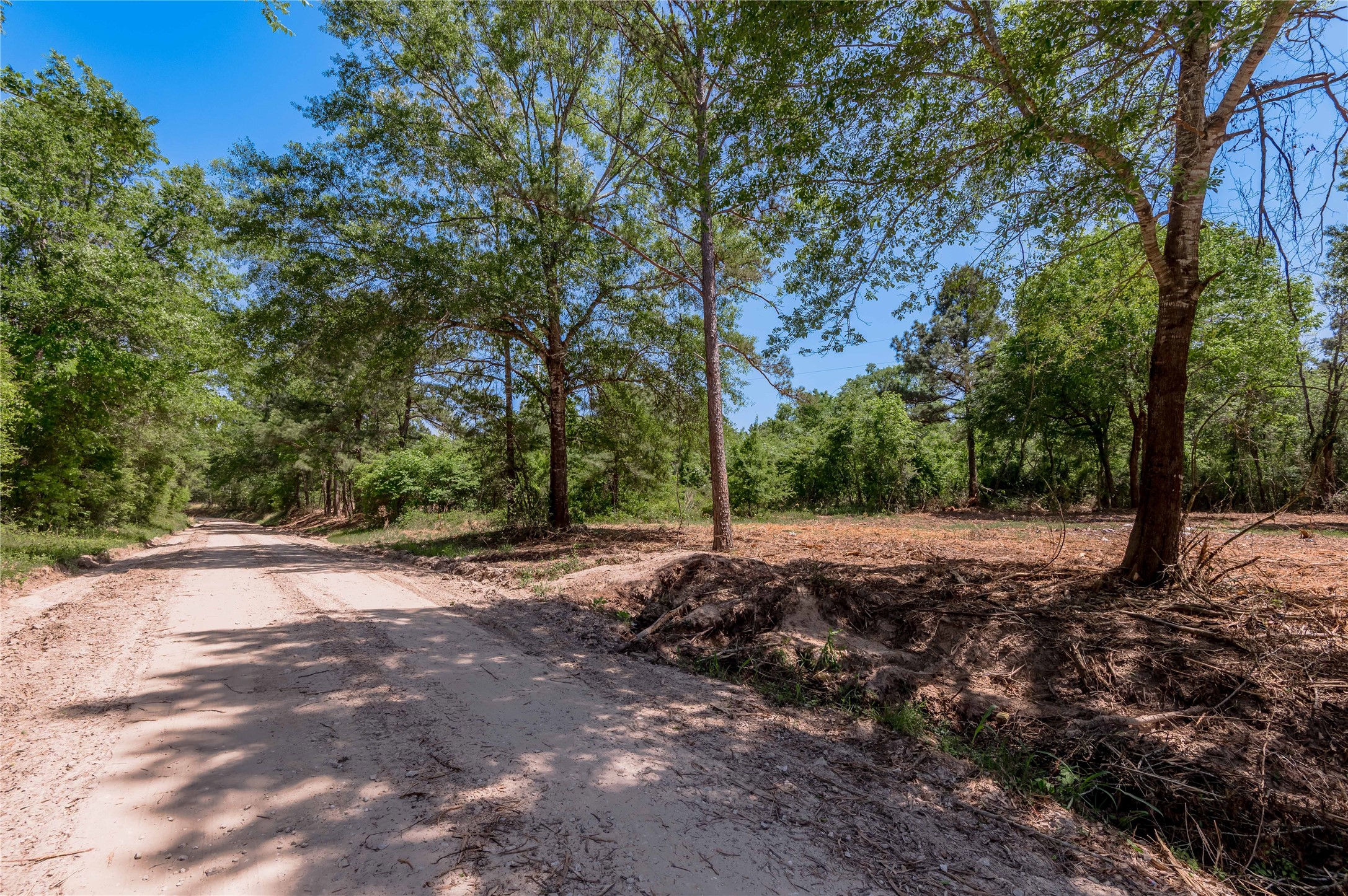 6077 001 Cr 4200 Property Photo 2