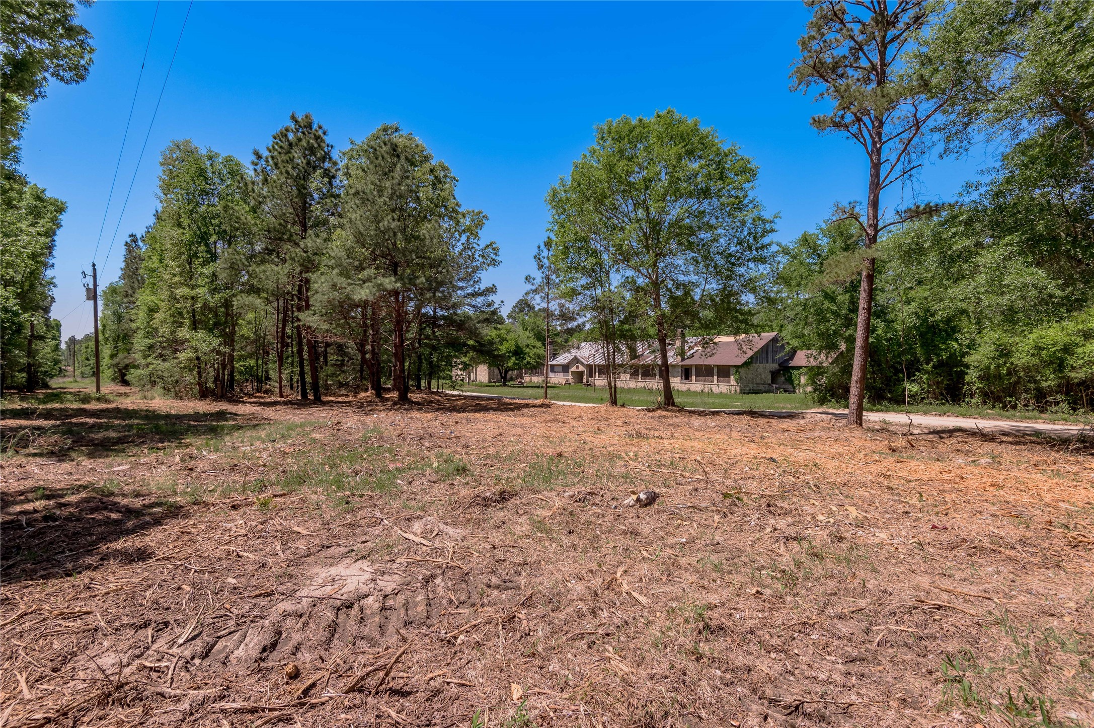 6077 001 Cr 4200 Property Photo 3