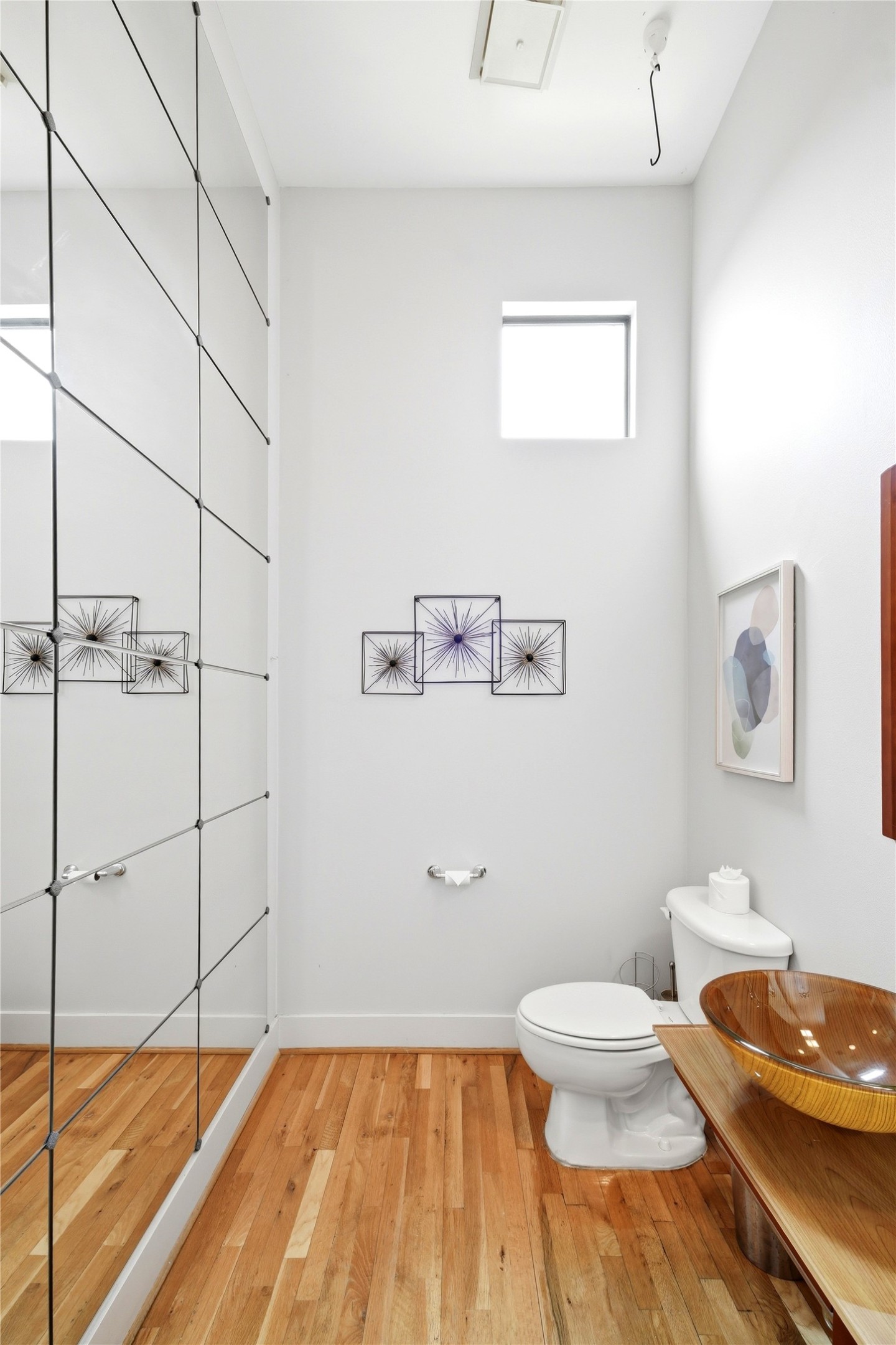 1415 Bonnie Brae Street E Property Photo 6