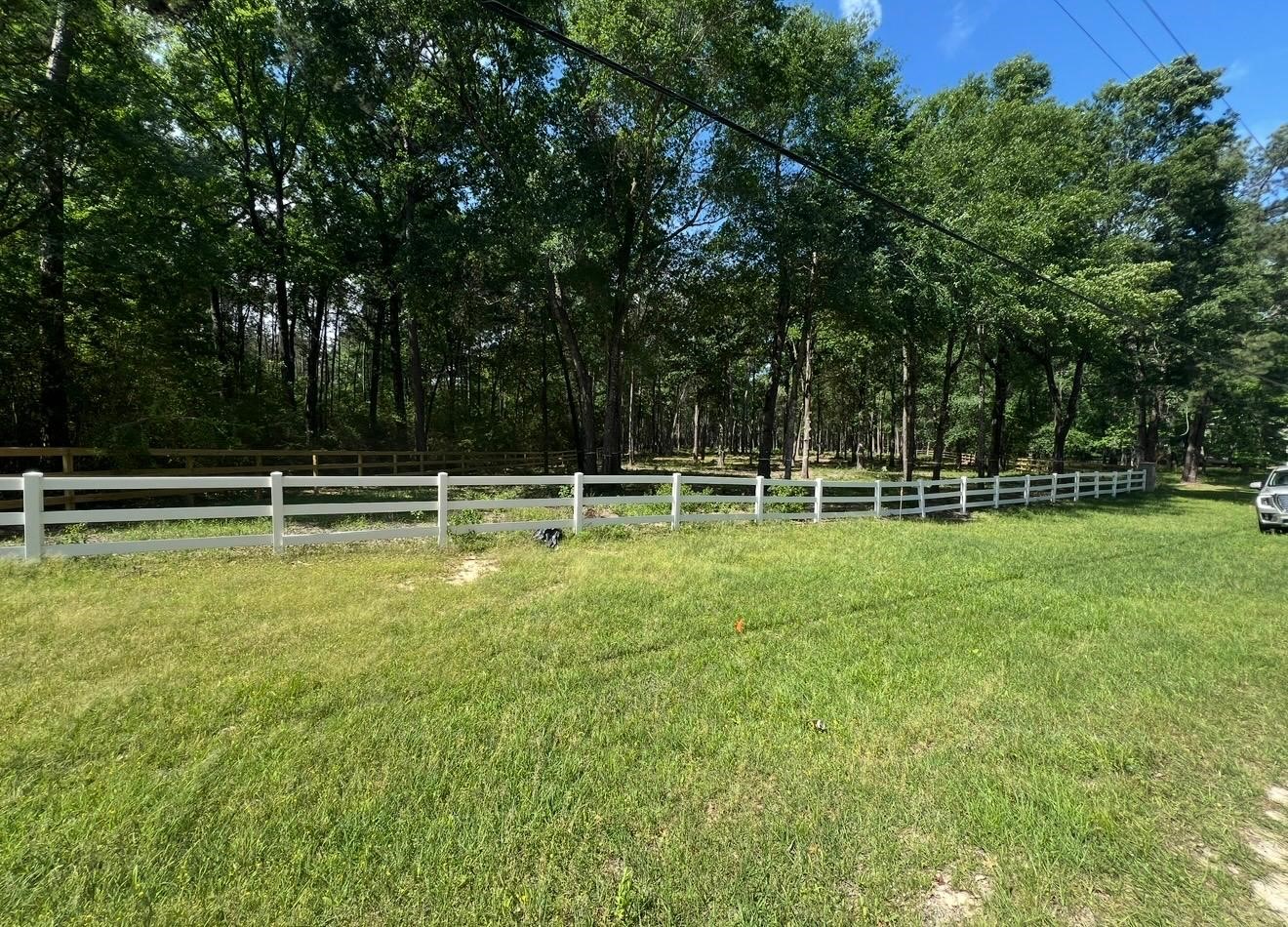 11313 Lake Forest Drive Property Photo 2