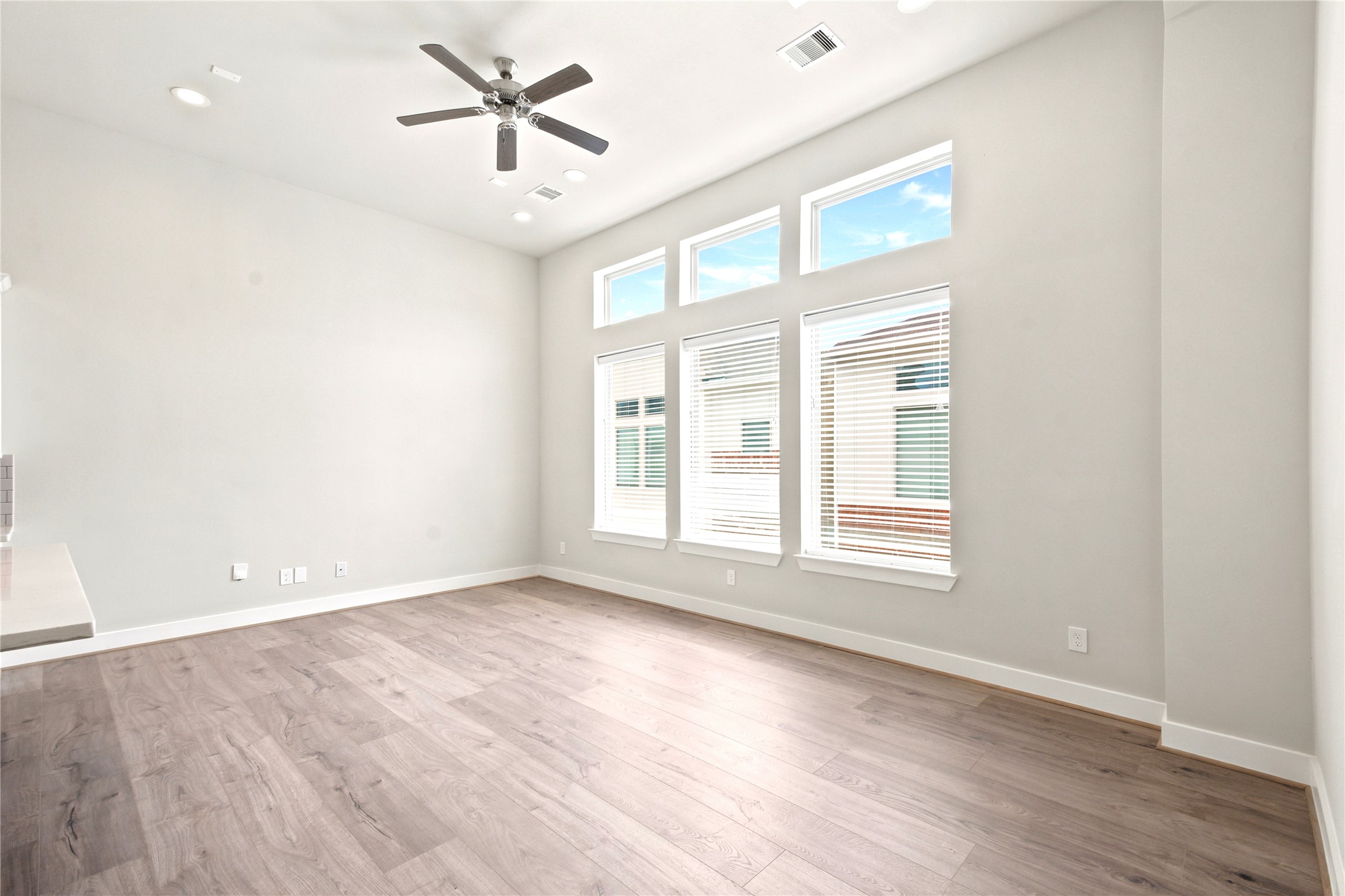 2974 Alice Street Property Photo 17