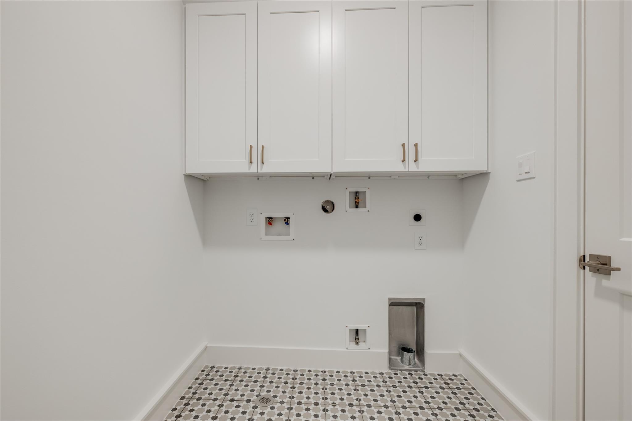 1012 E 26th Street Property Photo 27