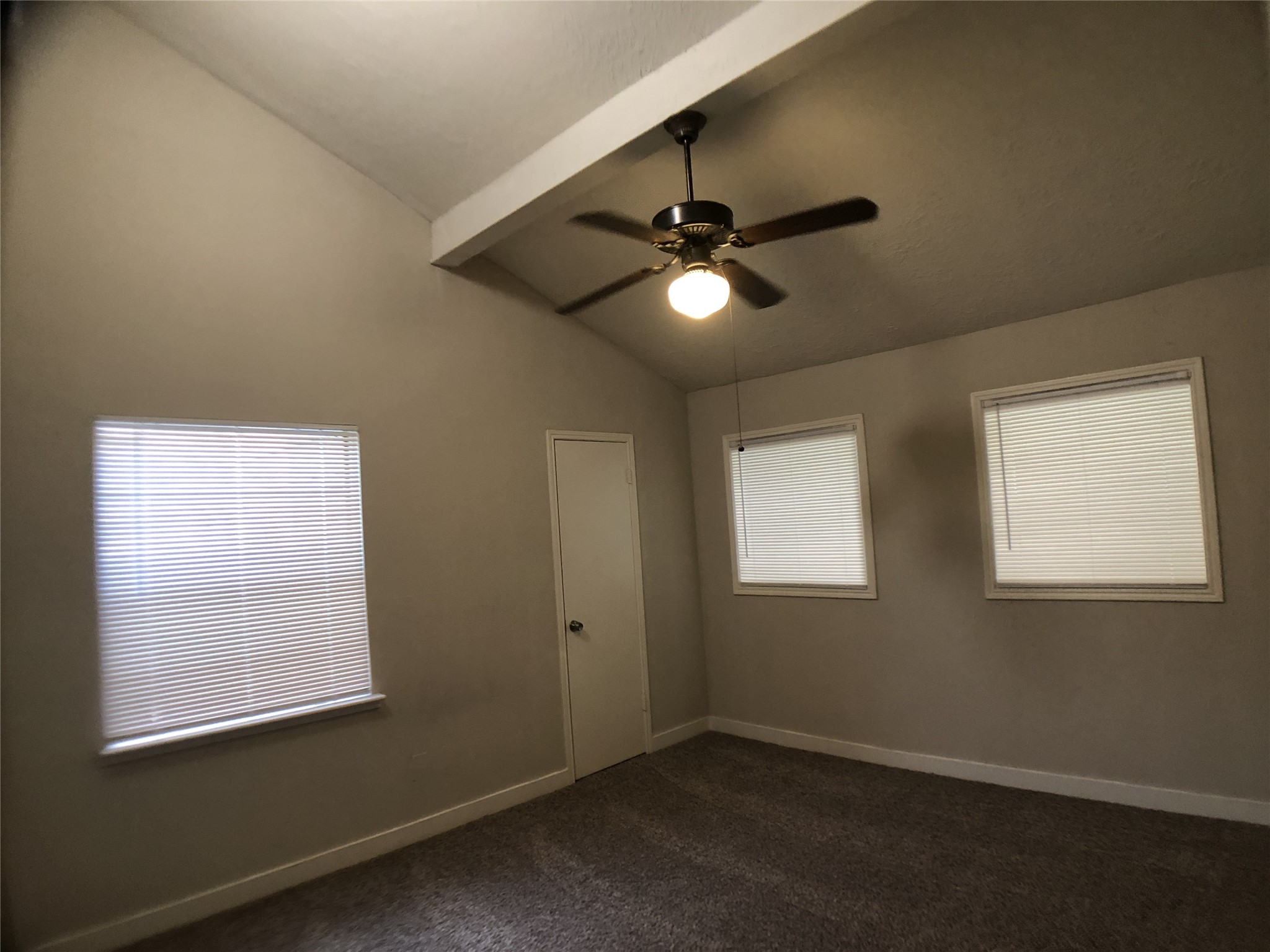 8505 Wilcrest Drive Property Photo 8