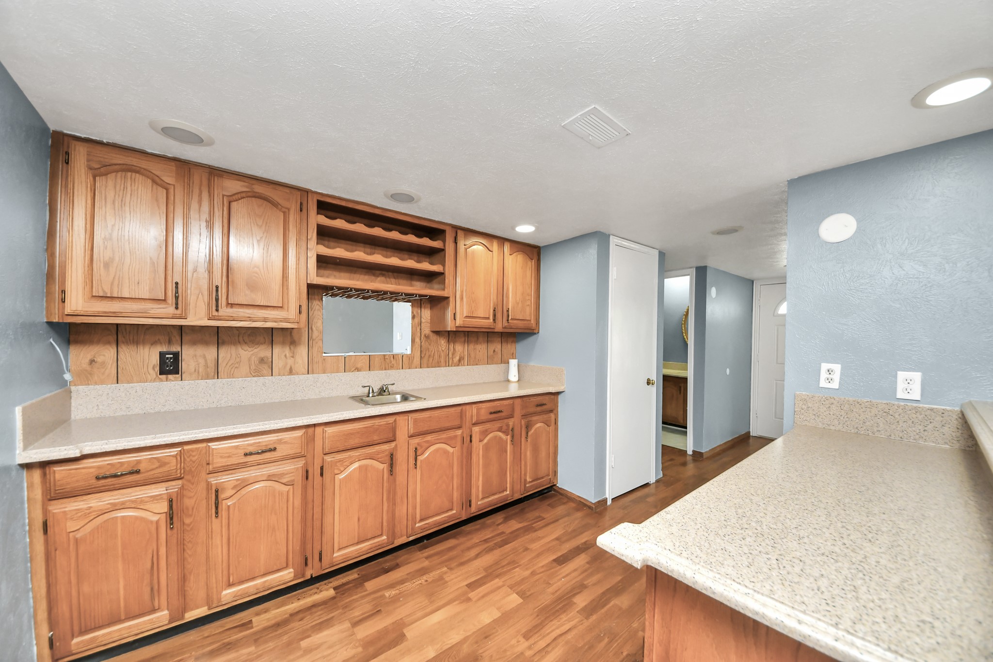16835 Kilwinning Drive Property Photo 11