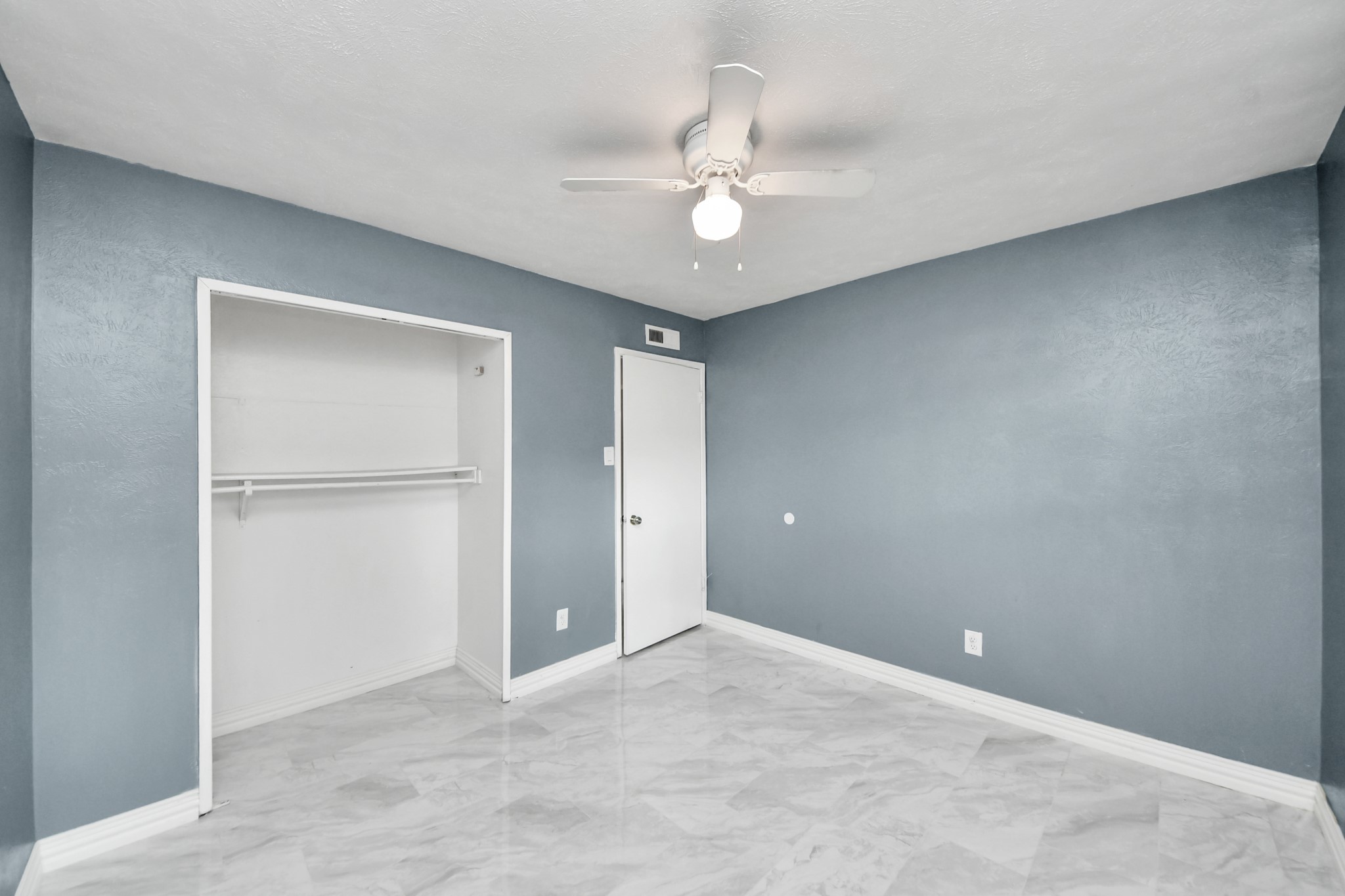16835 Kilwinning Drive Property Photo 30