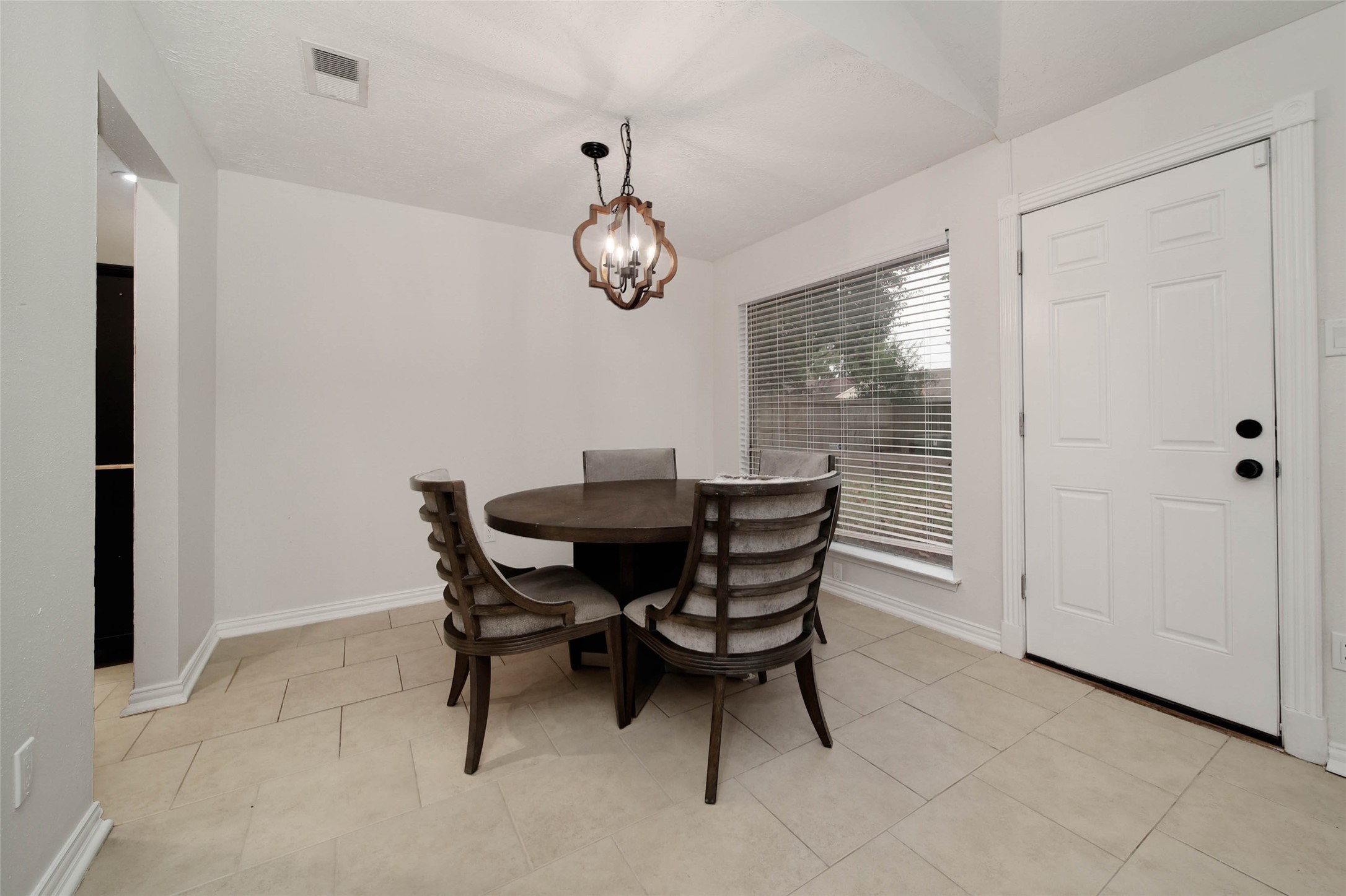 4711 Towermont Lane Property Photo 11