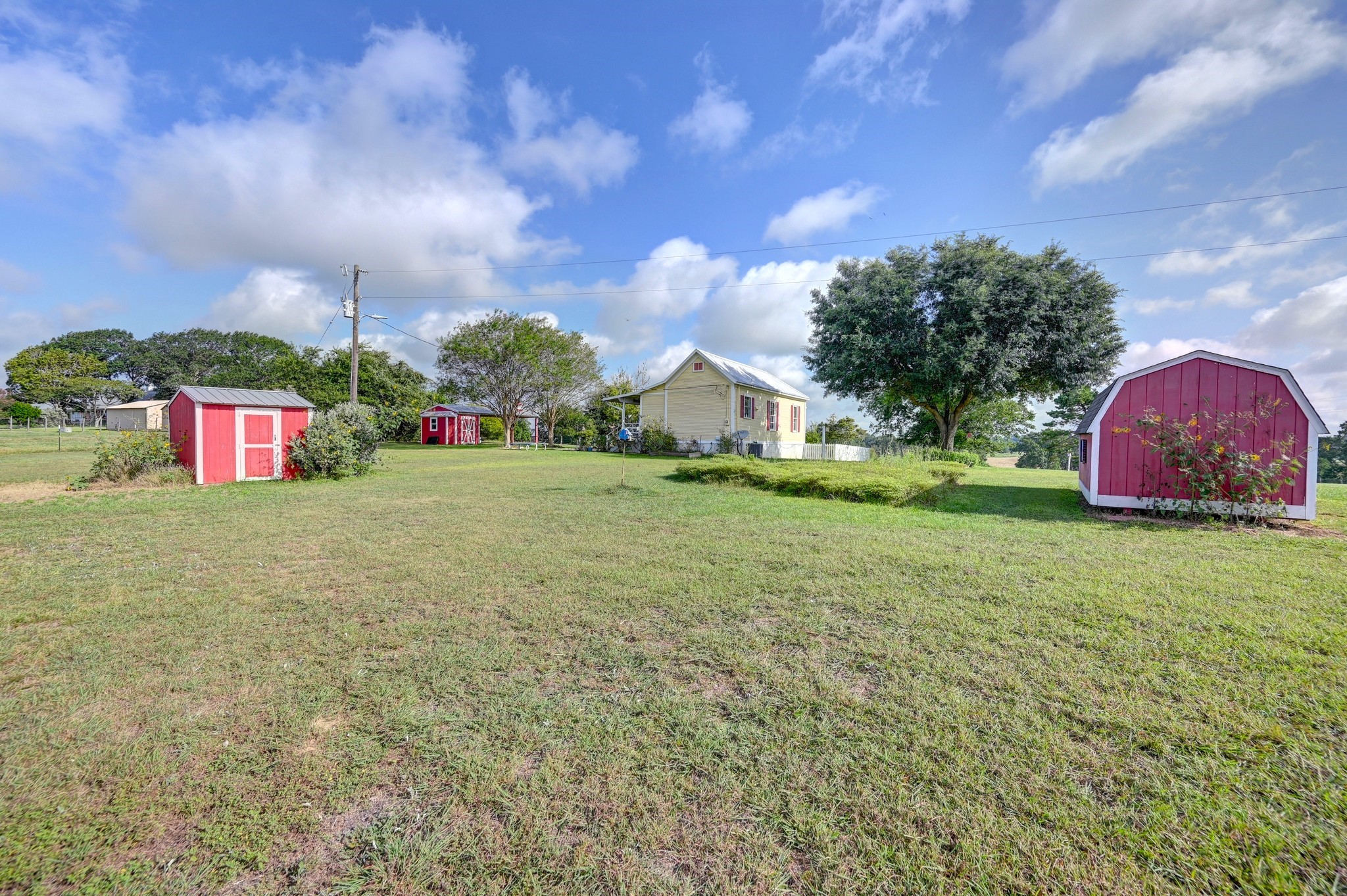 5850 Trackside Road Property Photo 25