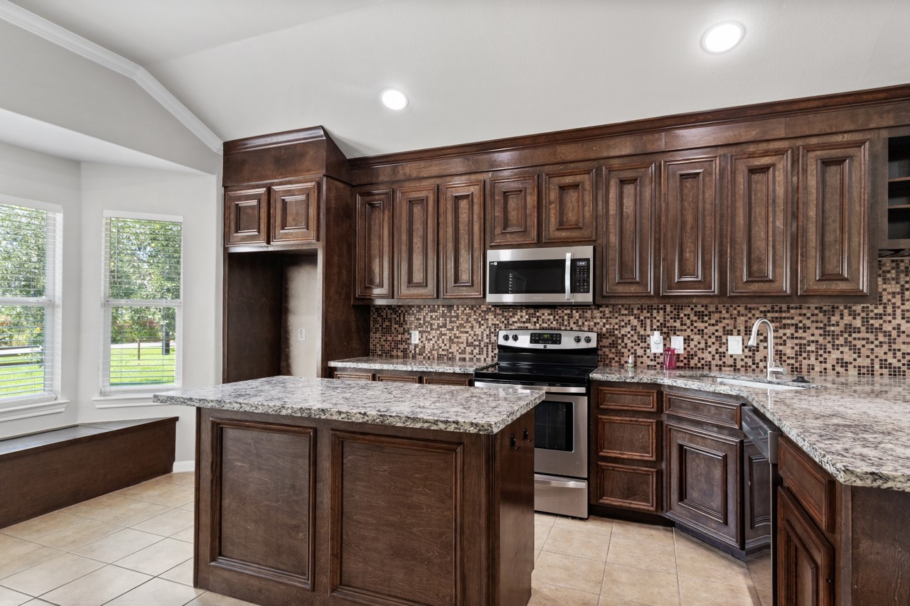 3131 County Road 81 Property Photo 5