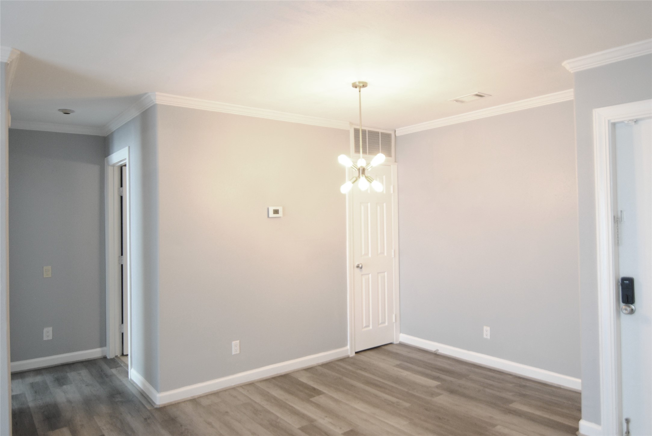 8427 Hearth Drive 36 Property Photo 6