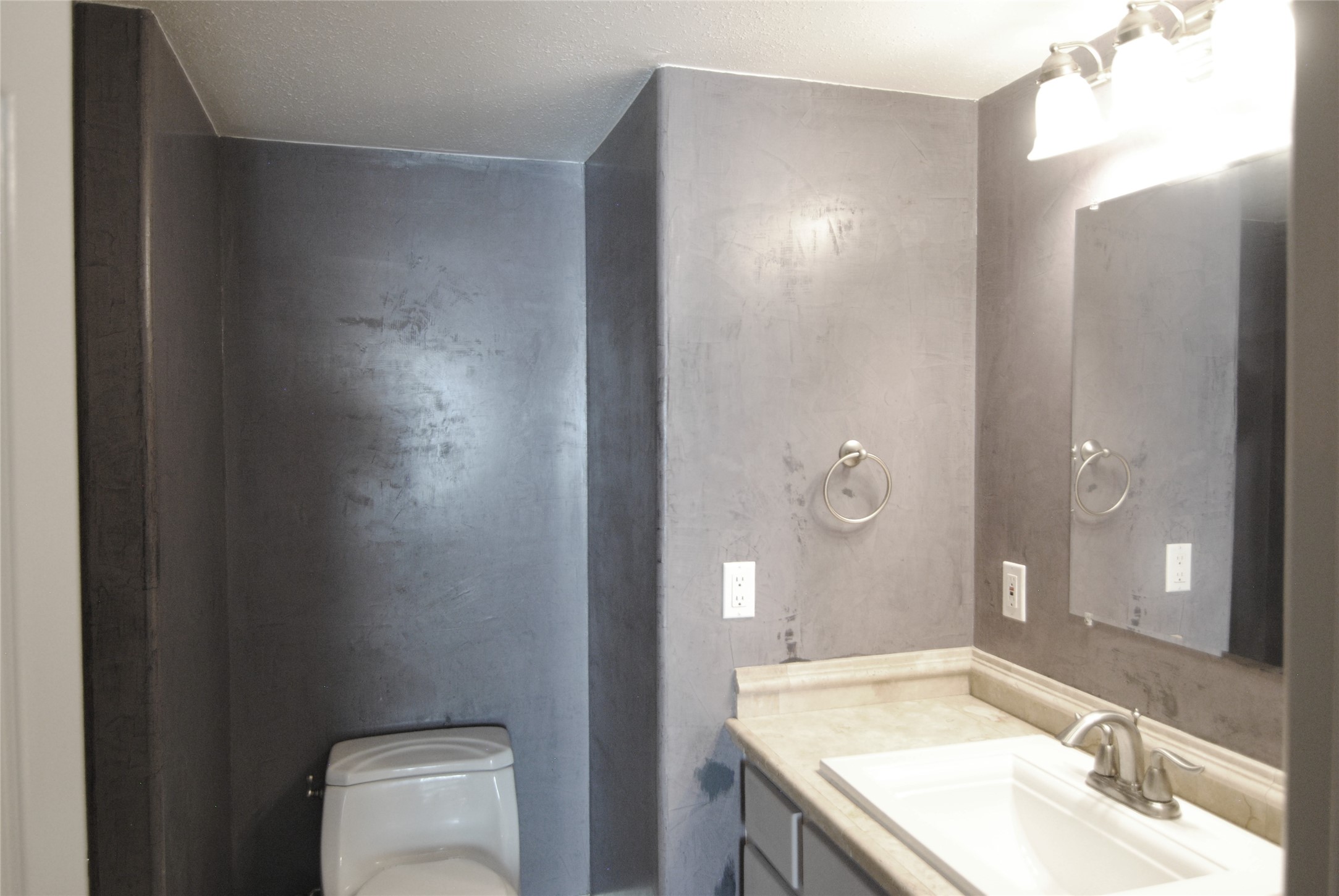 8427 Hearth Drive 36 Property Photo 12