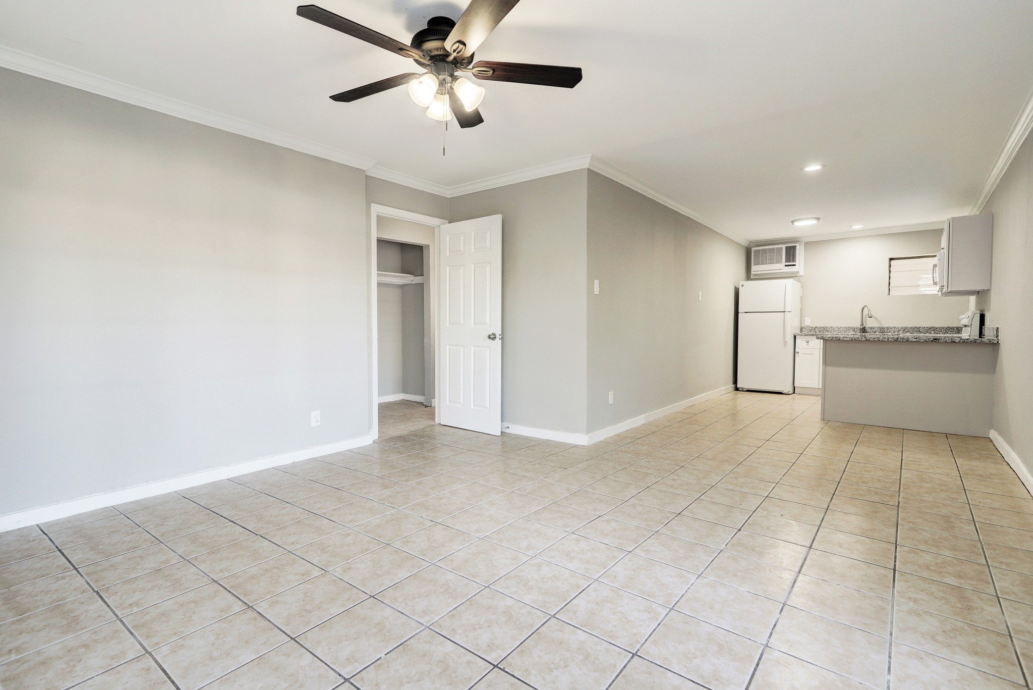 2013 Colquitt Street 2 Property Photo 4