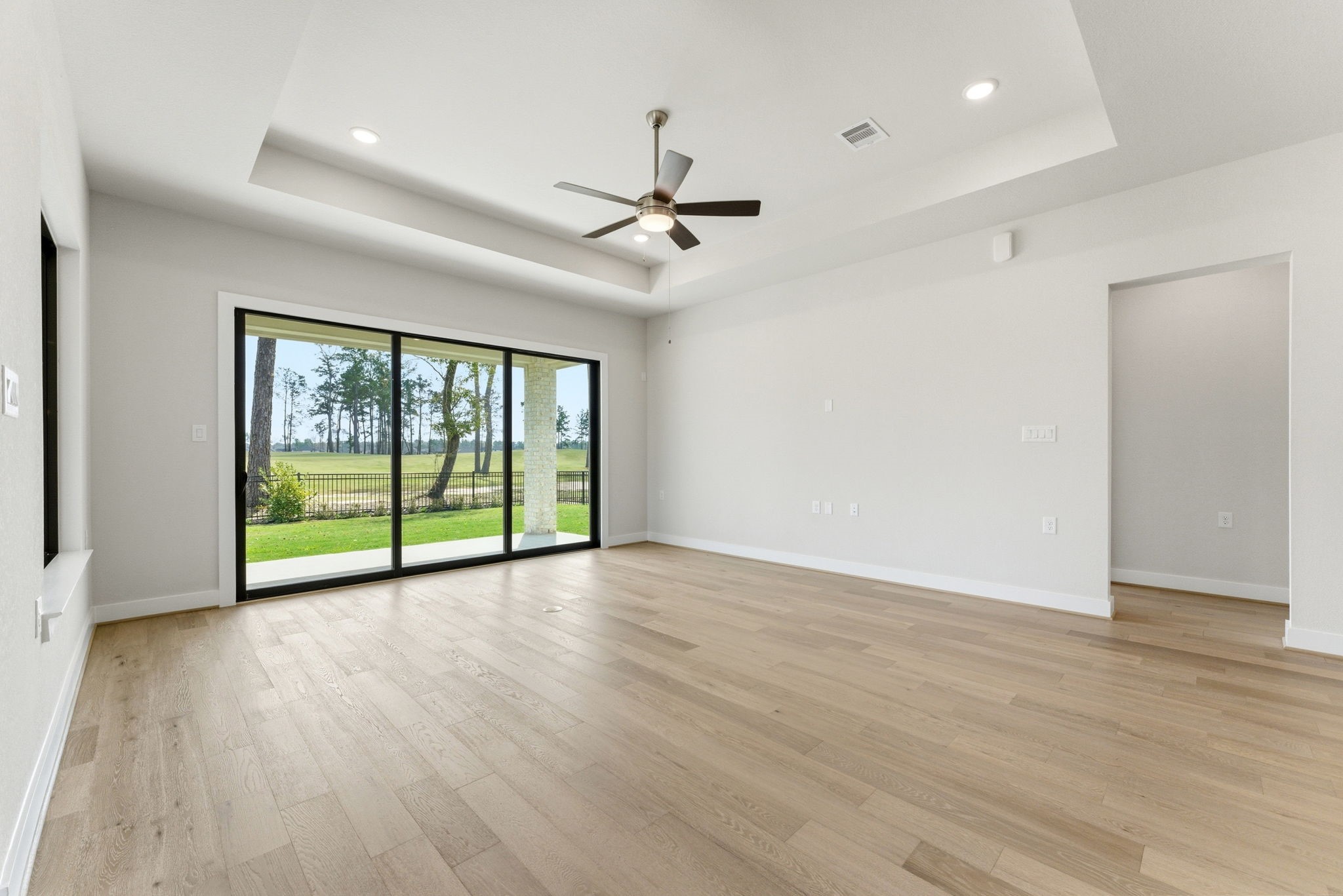 21853 Victory Green Way Property Photo 9