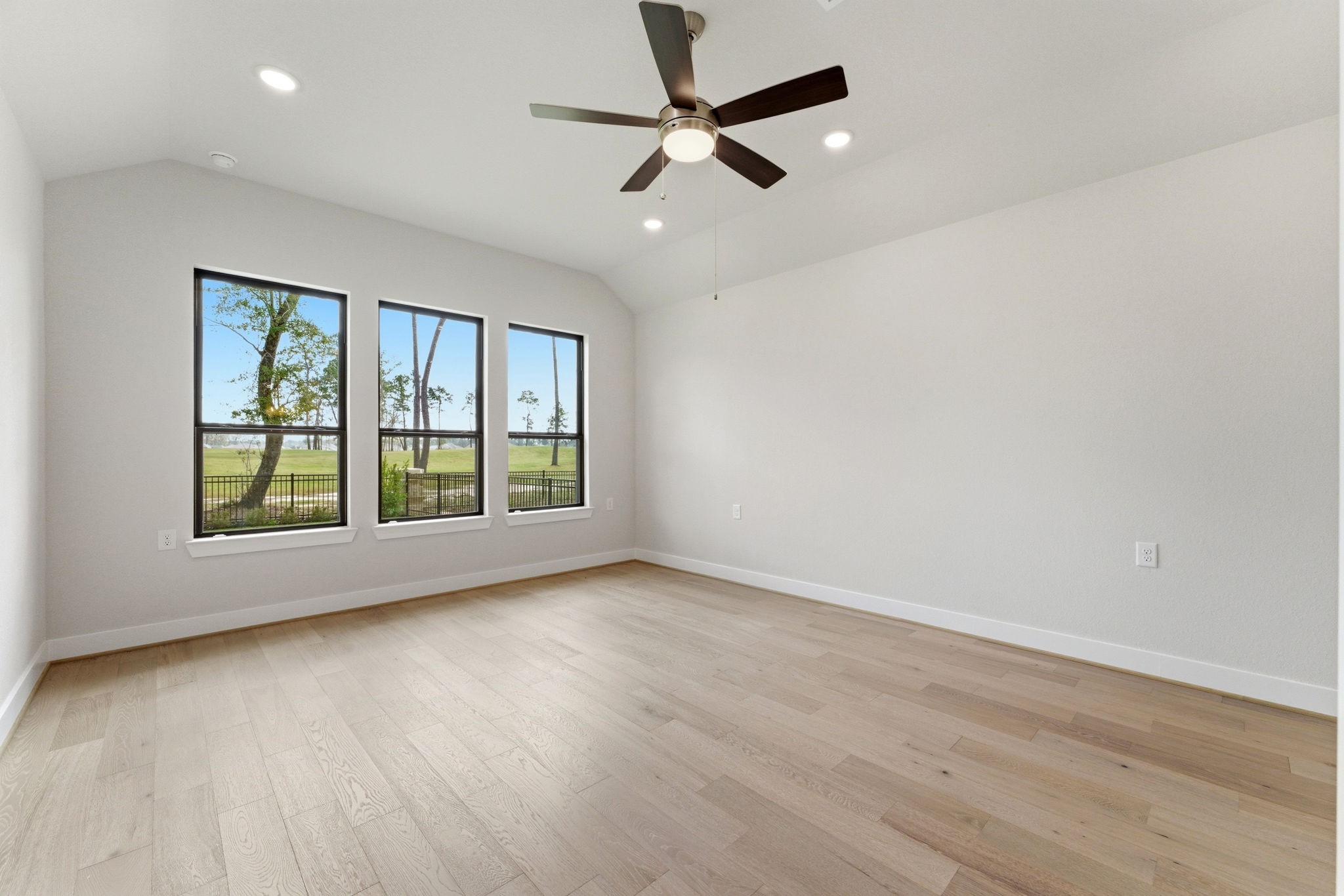 21853 Victory Green Way Property Photo 11