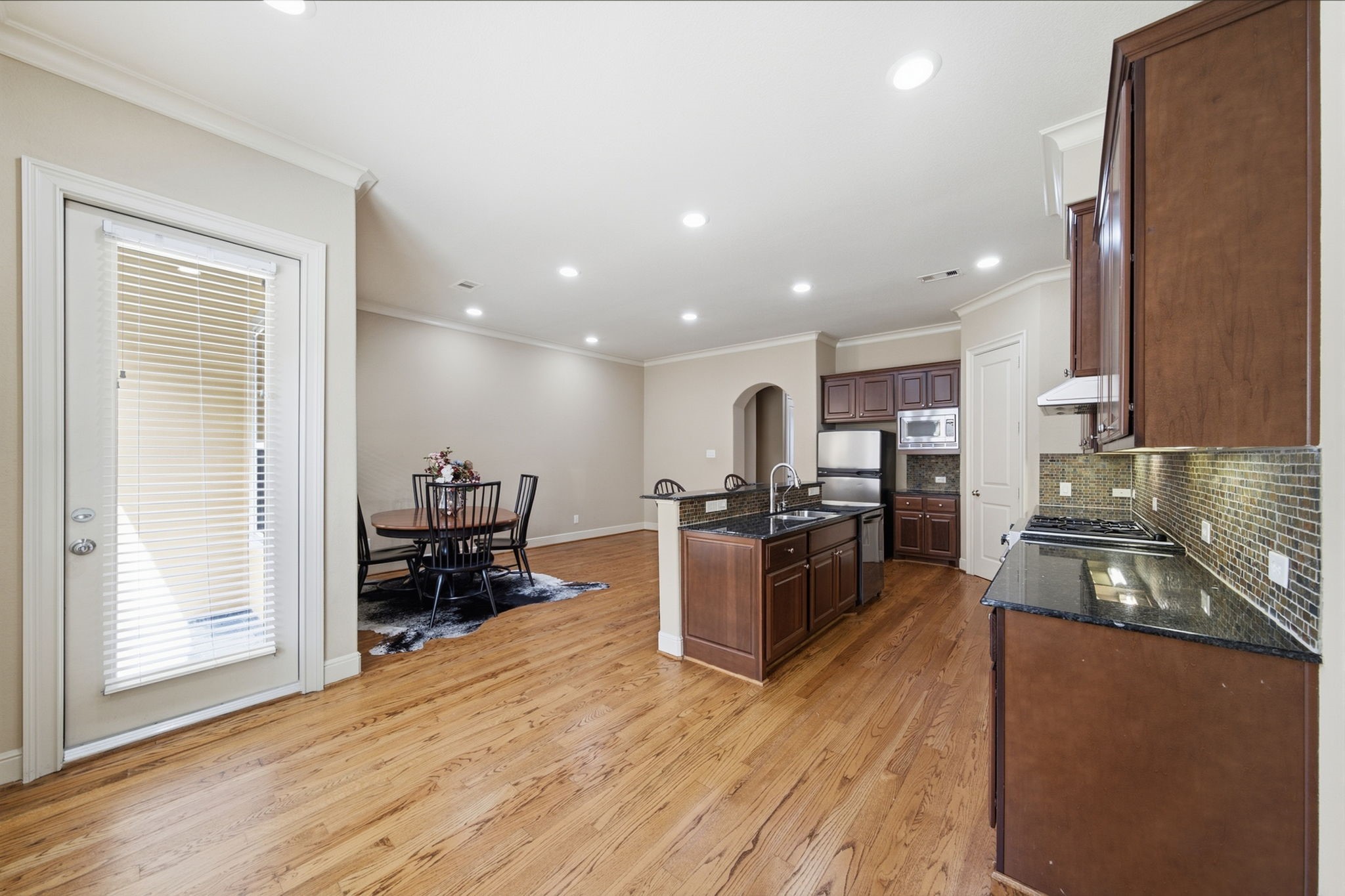 15 Laurelwood Drive Property Photo 11