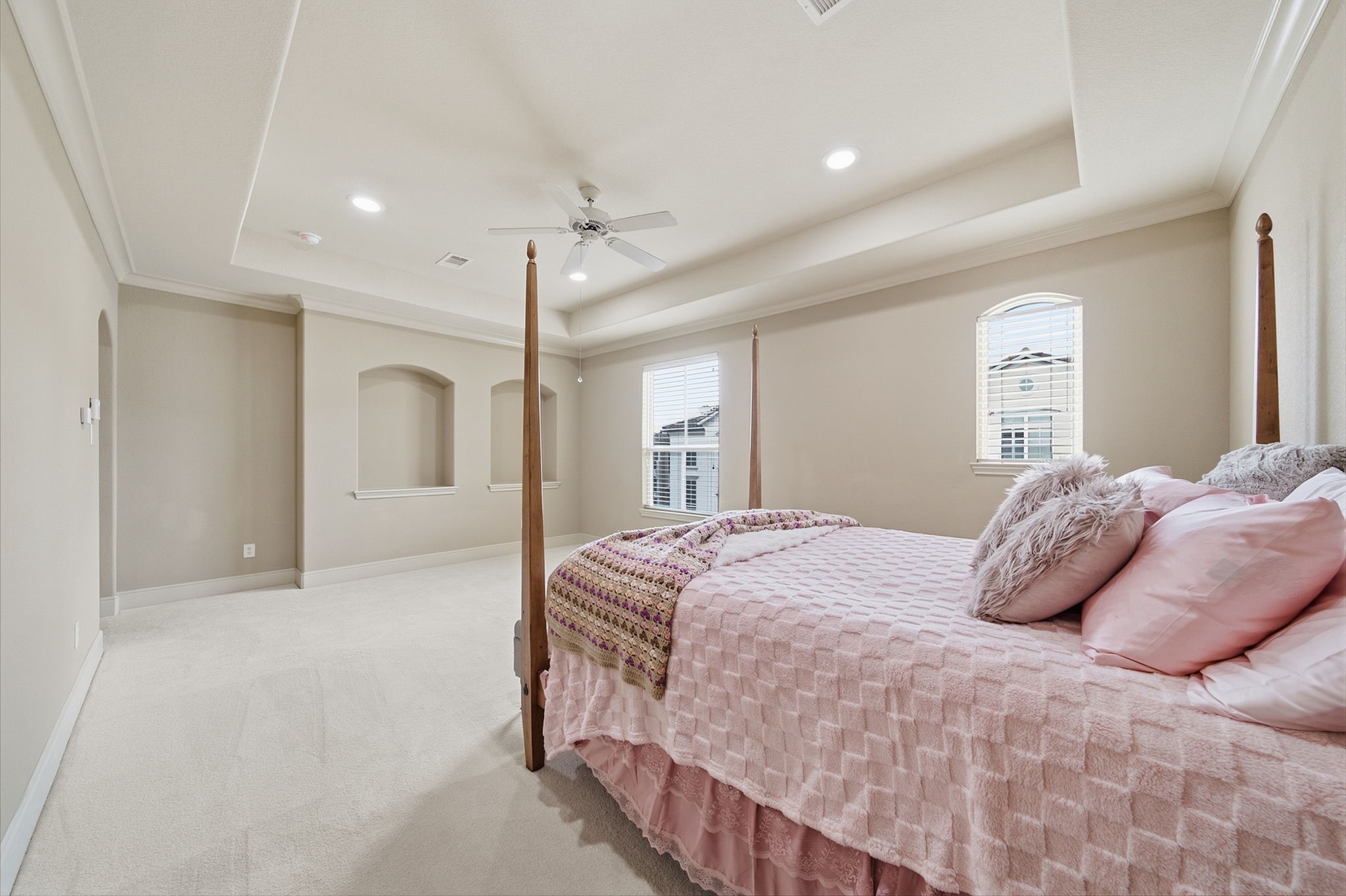 15 Laurelwood Drive Property Photo 17
