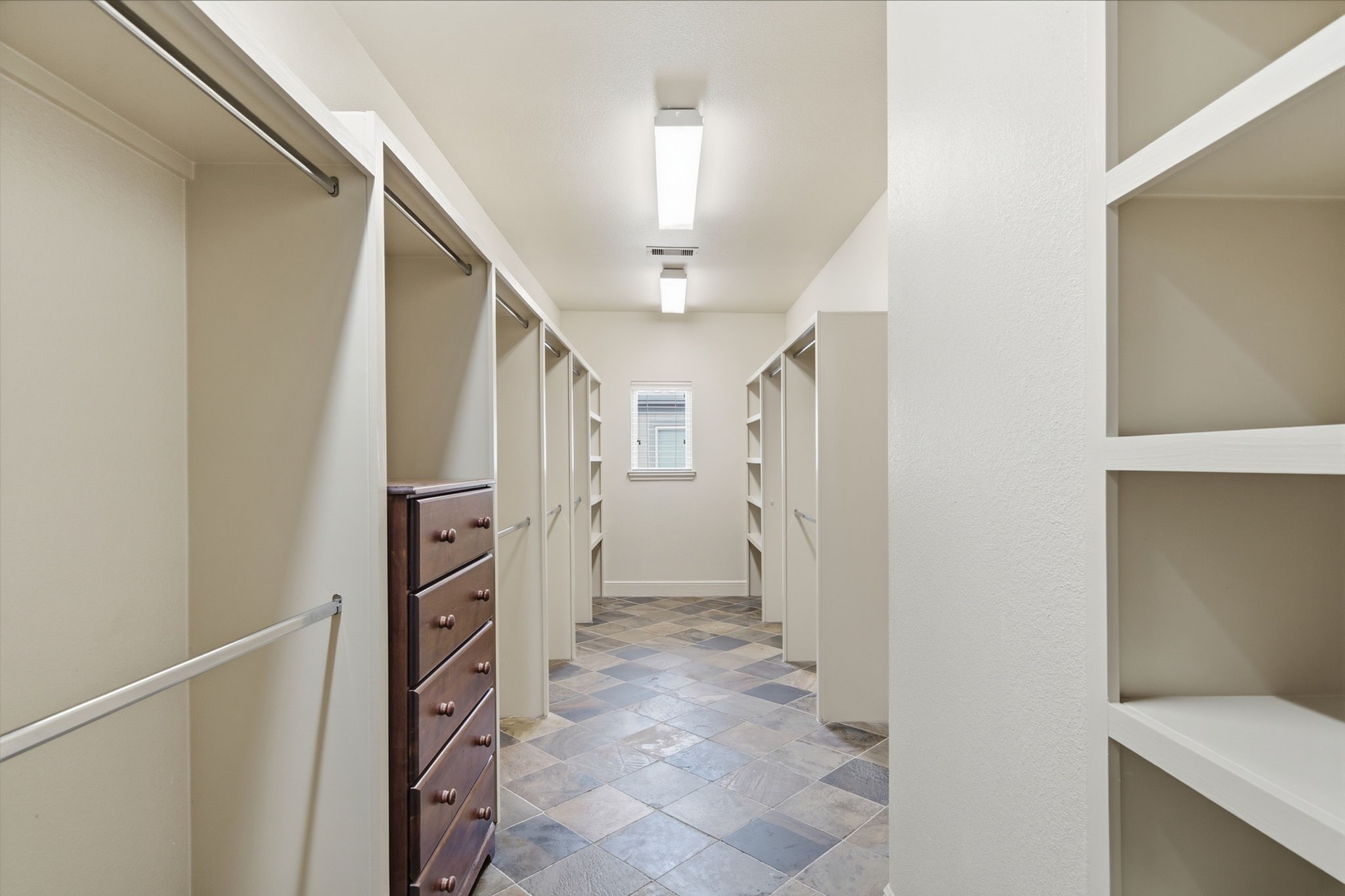 15 Laurelwood Drive Property Photo 25