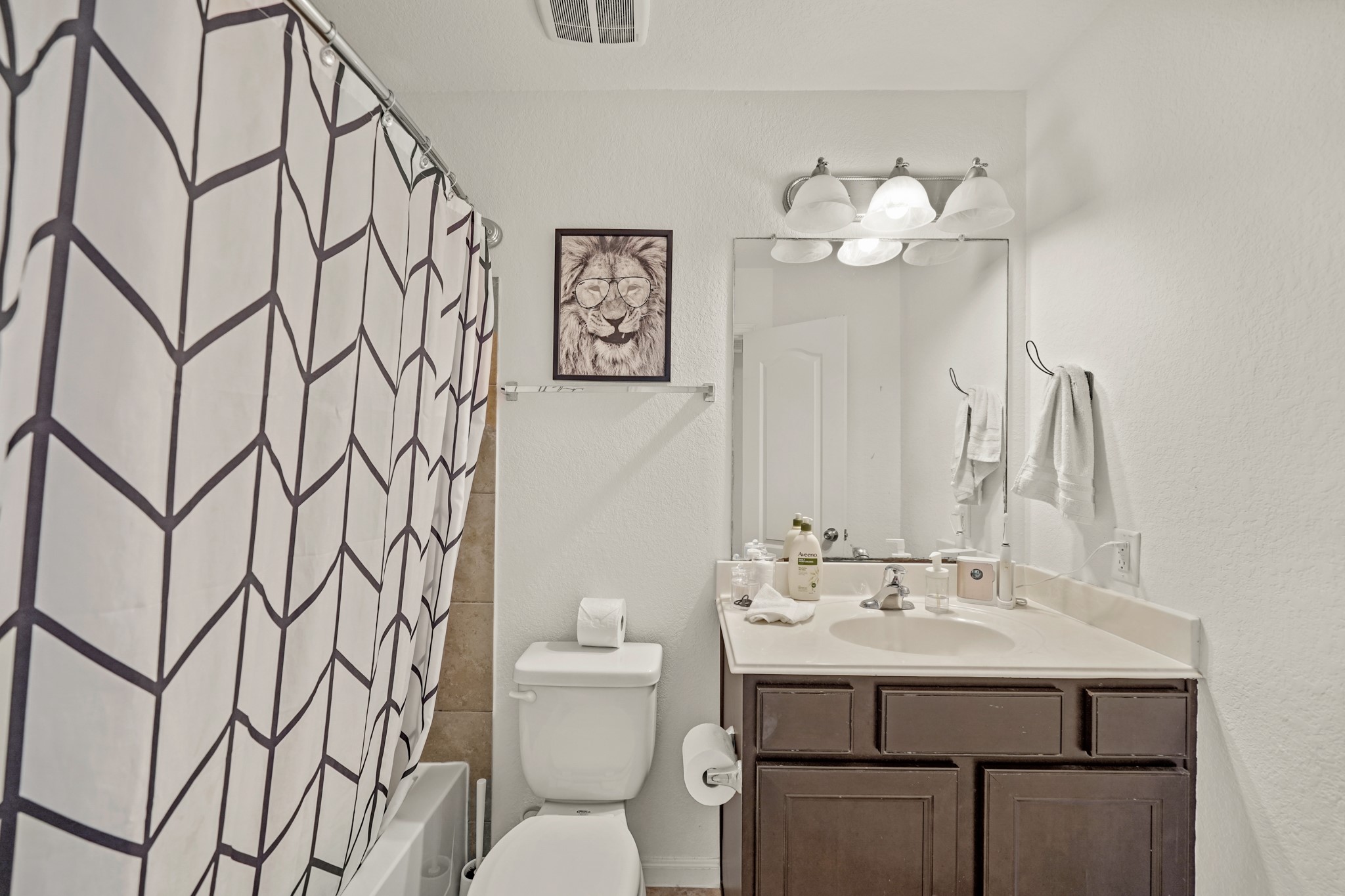 9957 Spring Rock Lane Property Photo 14