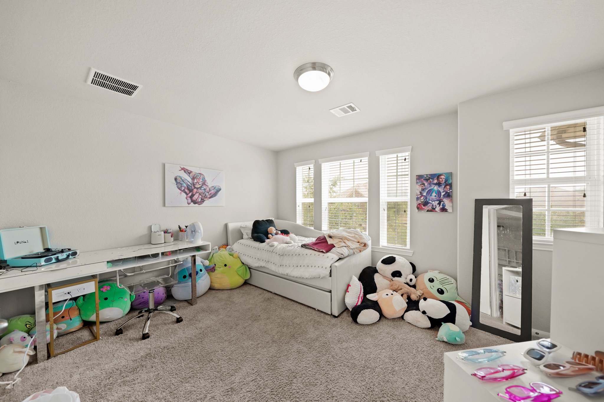 9957 Spring Rock Lane Property Photo 15