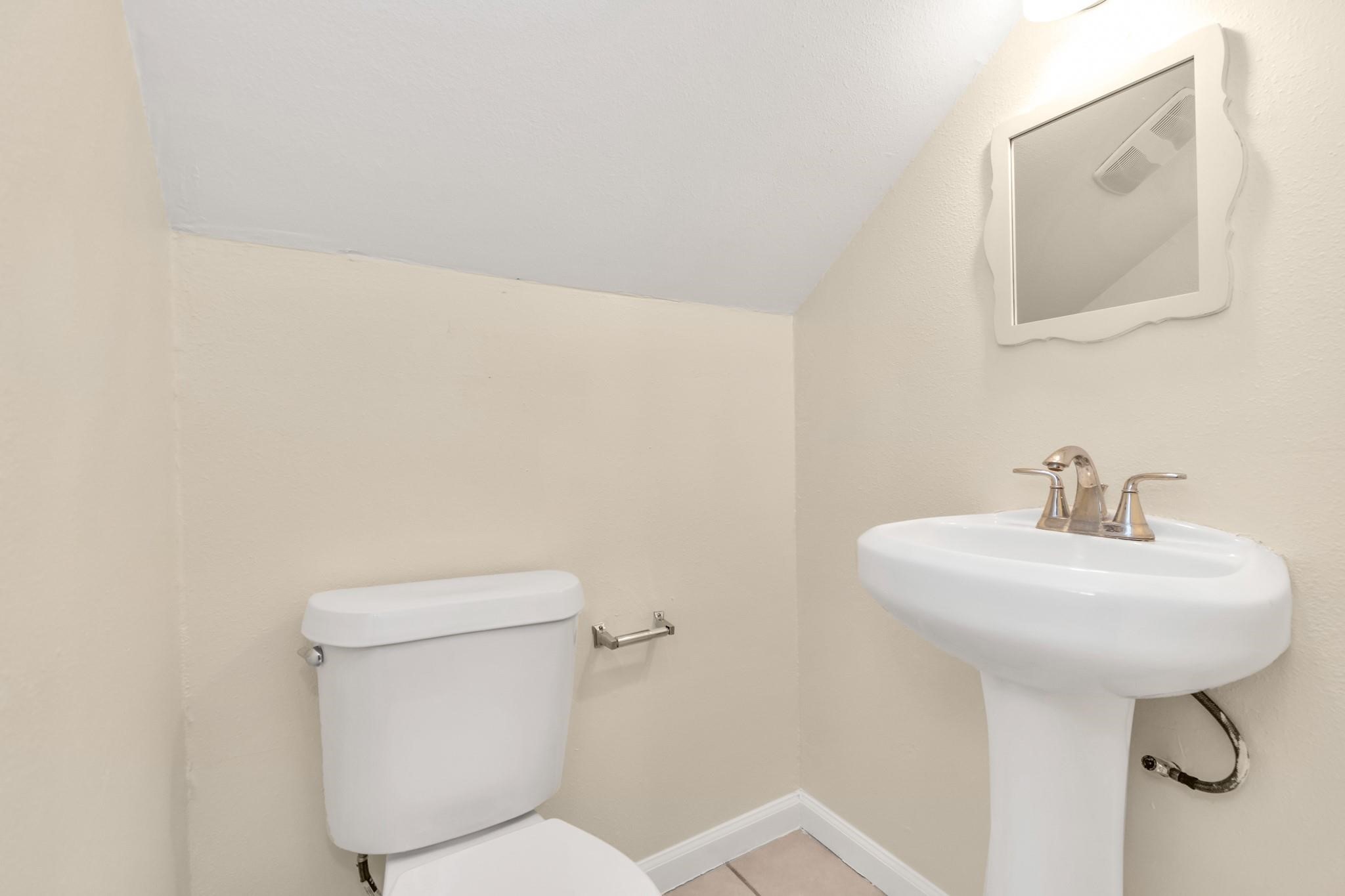 4701 Burket Property Photo 10