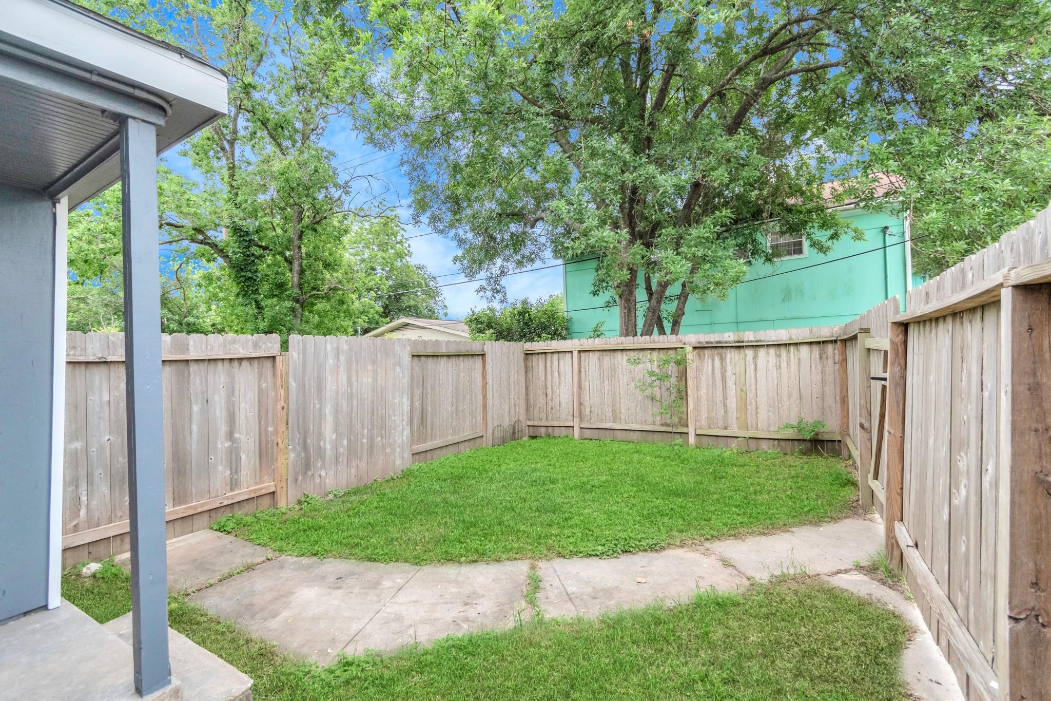 4701 Burket Property Photo 13