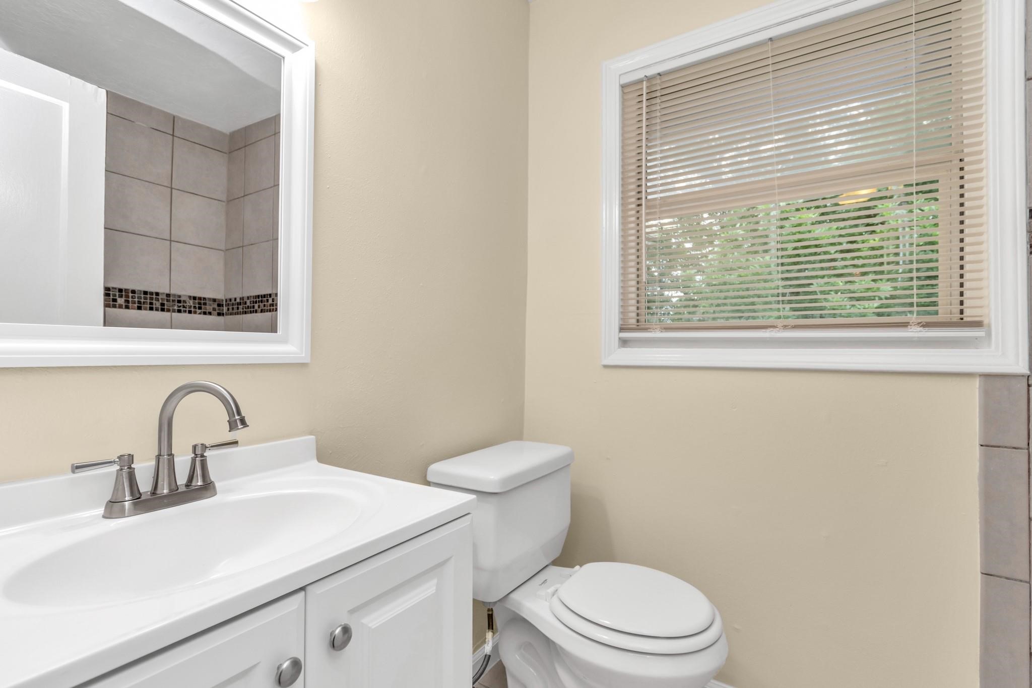 4701 Burket Property Photo 20