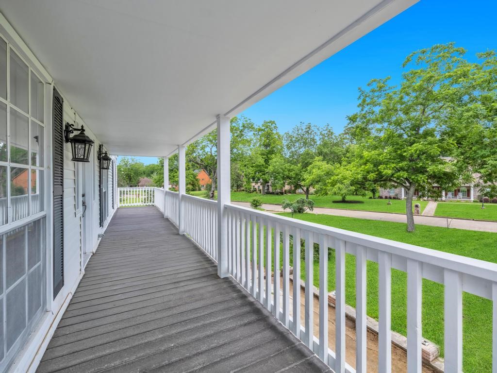 4409 Hillbrook Drive Property Photo 4