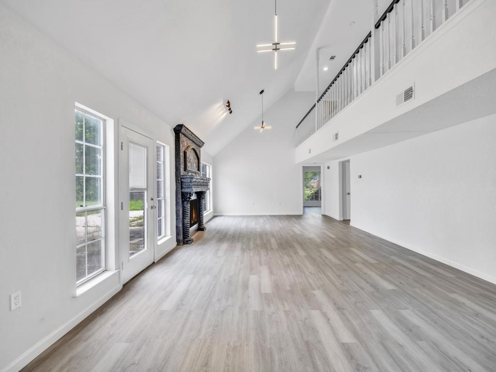4409 Hillbrook Drive Property Photo 18
