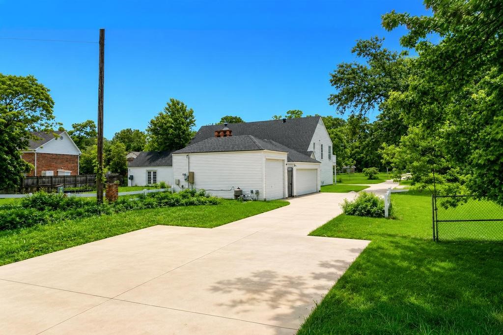 4409 Hillbrook Drive Property Photo 44
