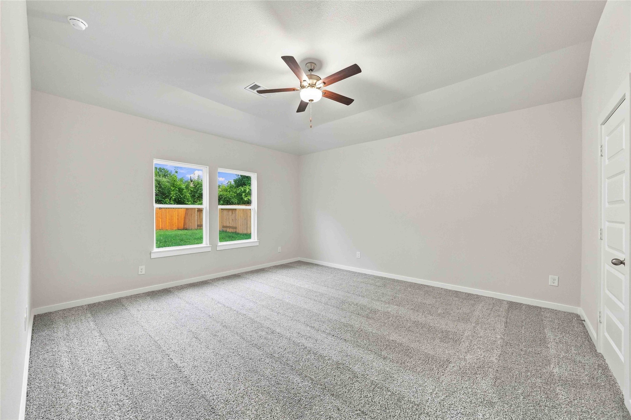 513 Johnson Street Property Photo 10