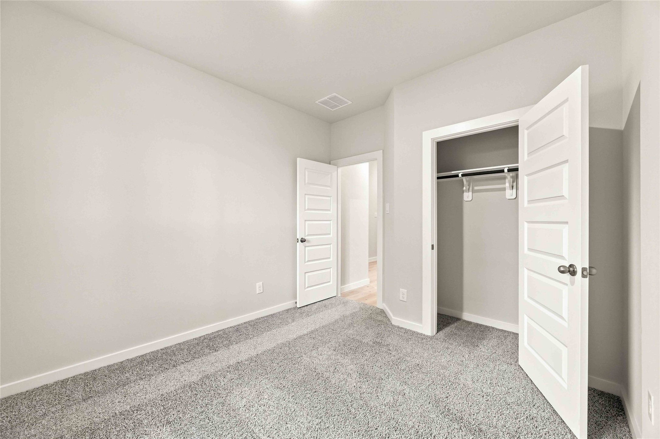 513 Johnson Street Property Photo 19