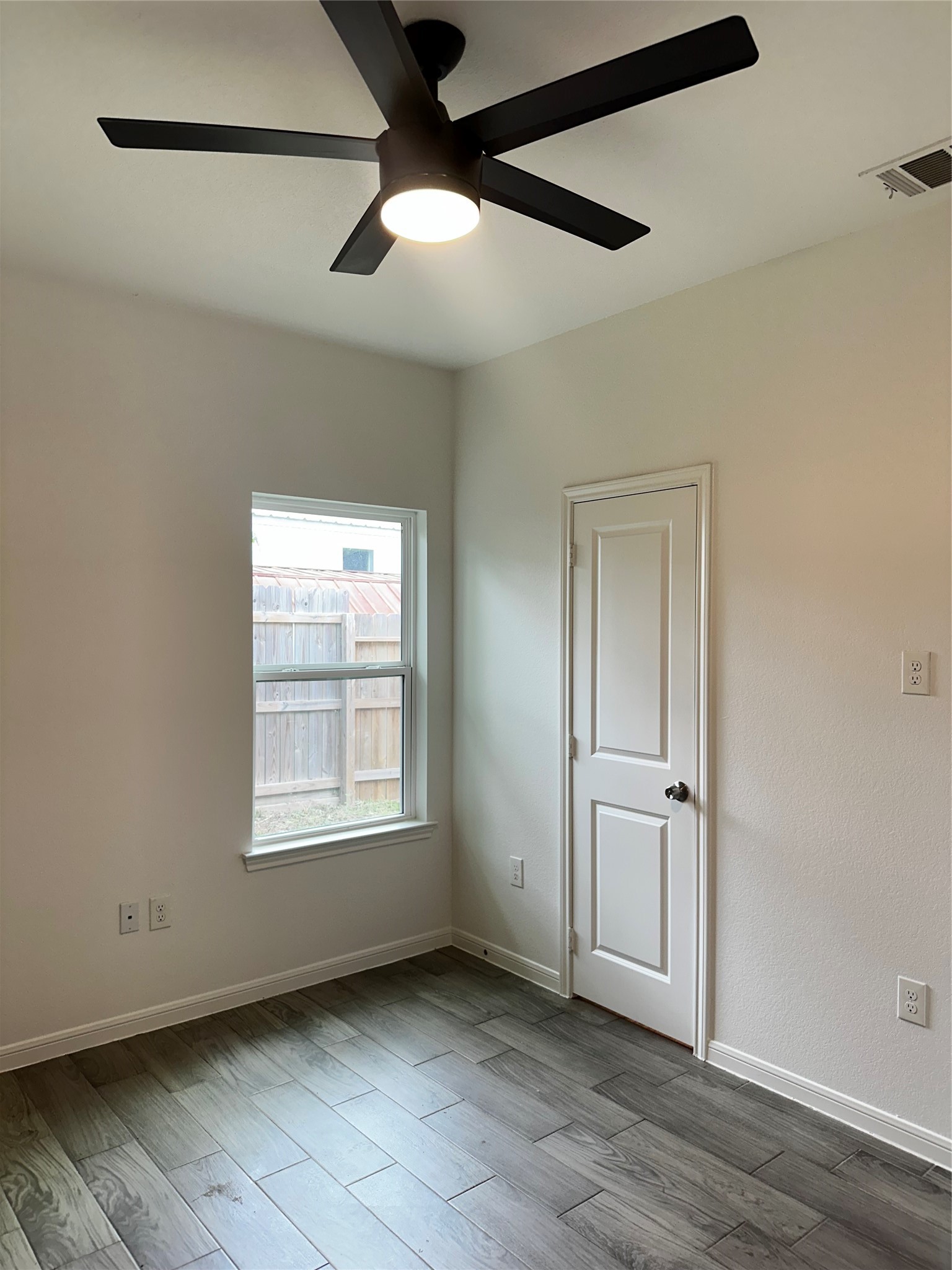 16686 E Lynbrook Property Photo 14