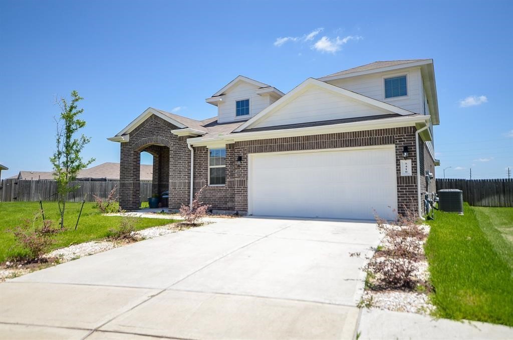 5410 Pembrokeshire Circle Property Photo 1