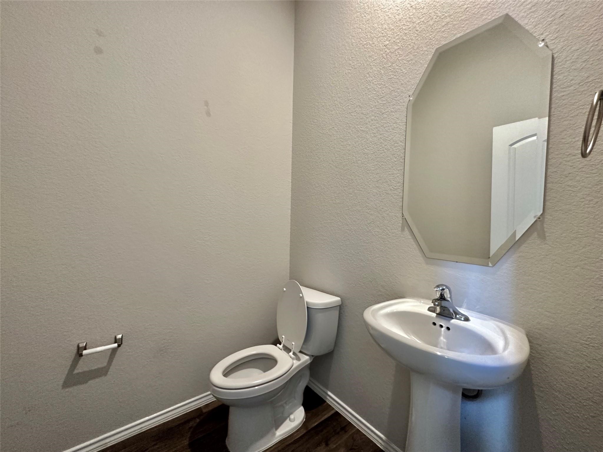 5410 Pembrokeshire Circle Property Photo 17