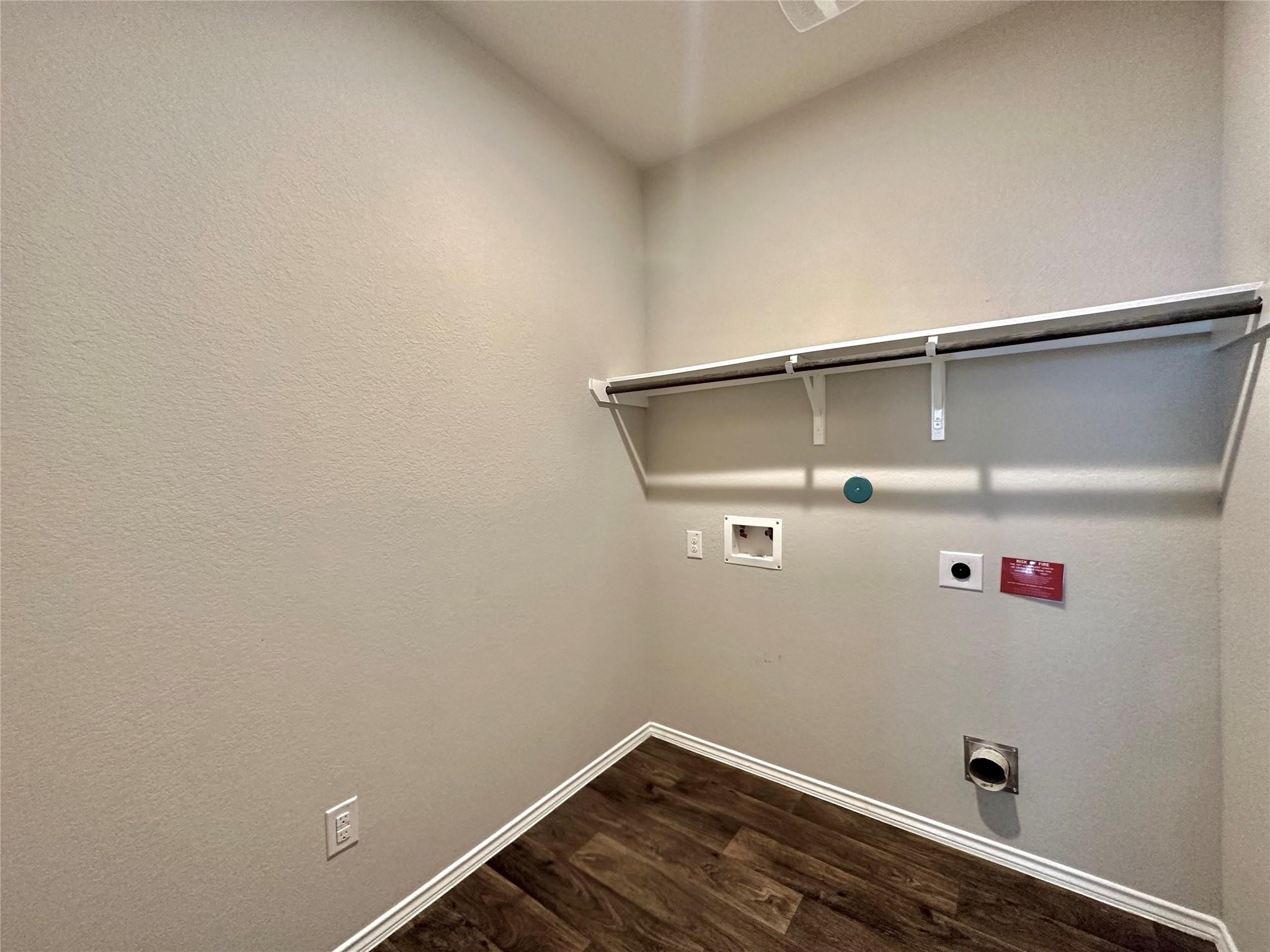 5410 Pembrokeshire Circle Property Photo 24