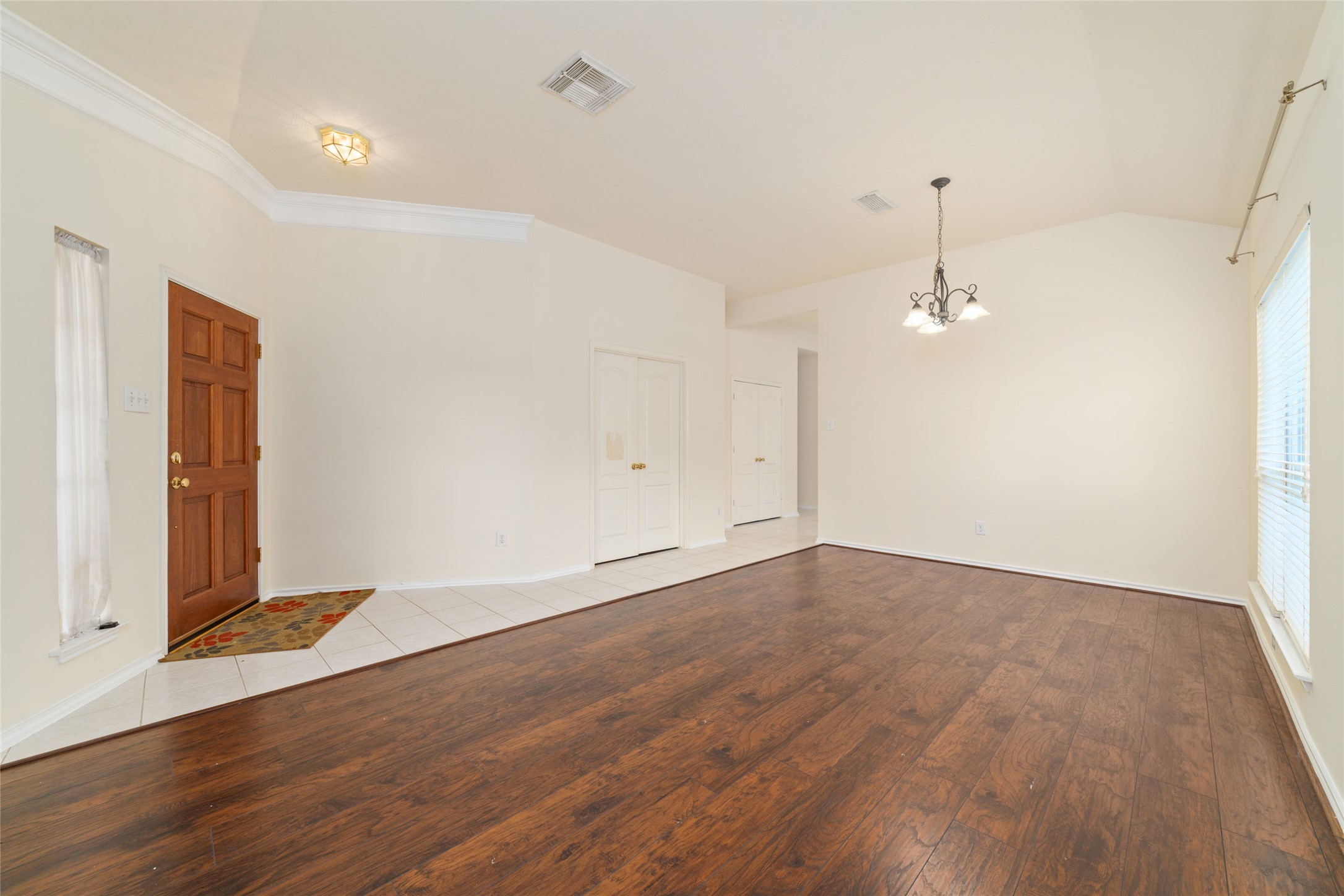 10011 Redoak Pass Lane Property Photo 6