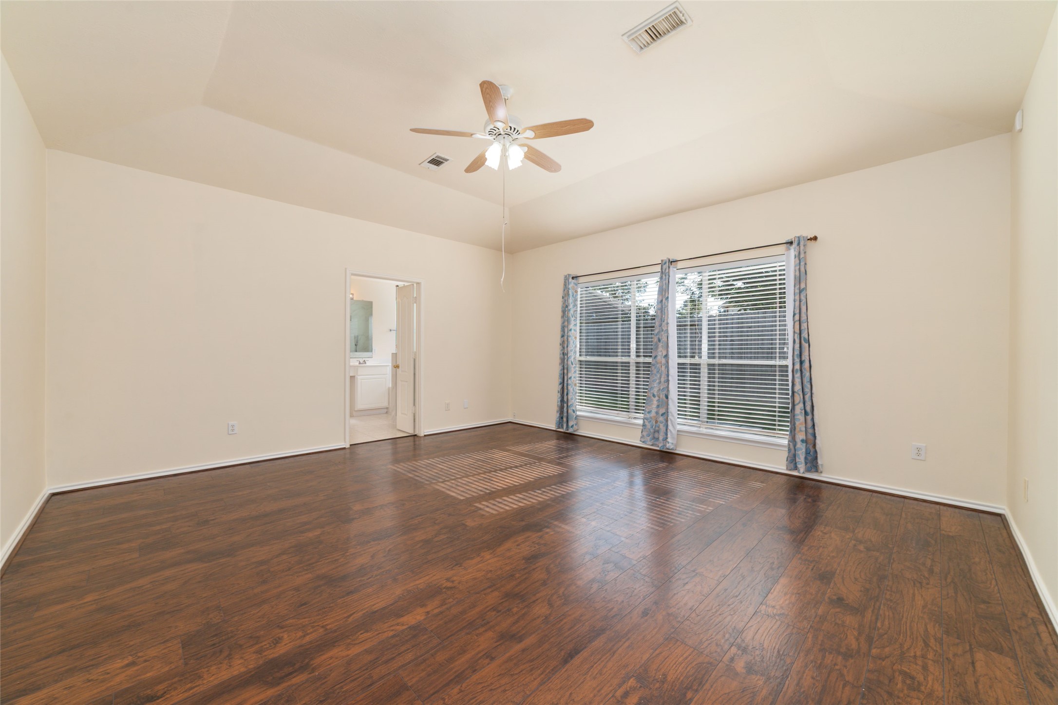 10011 Redoak Pass Lane Property Photo 24