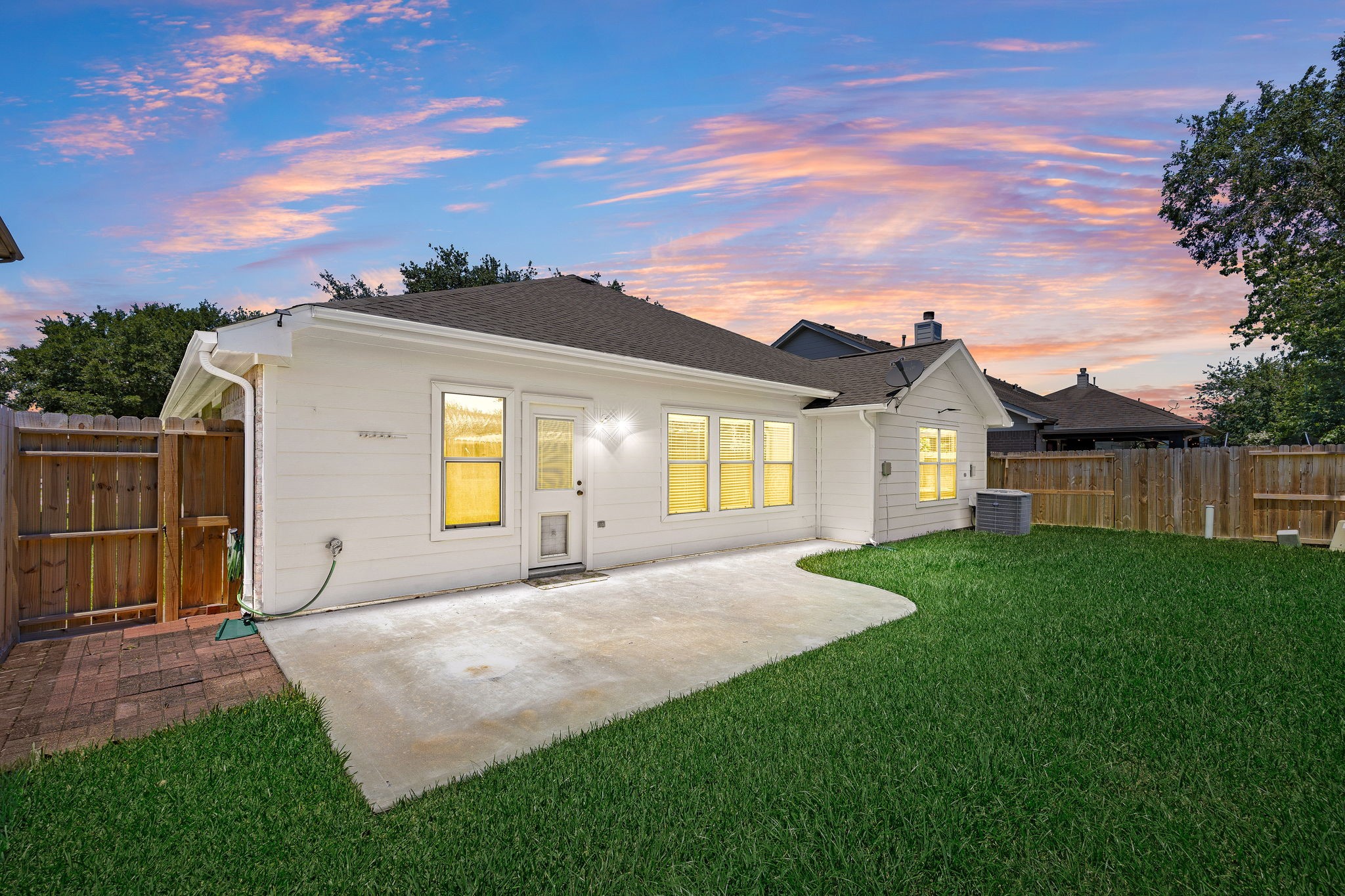21623 Dalton Spring Lane Property Photo 2