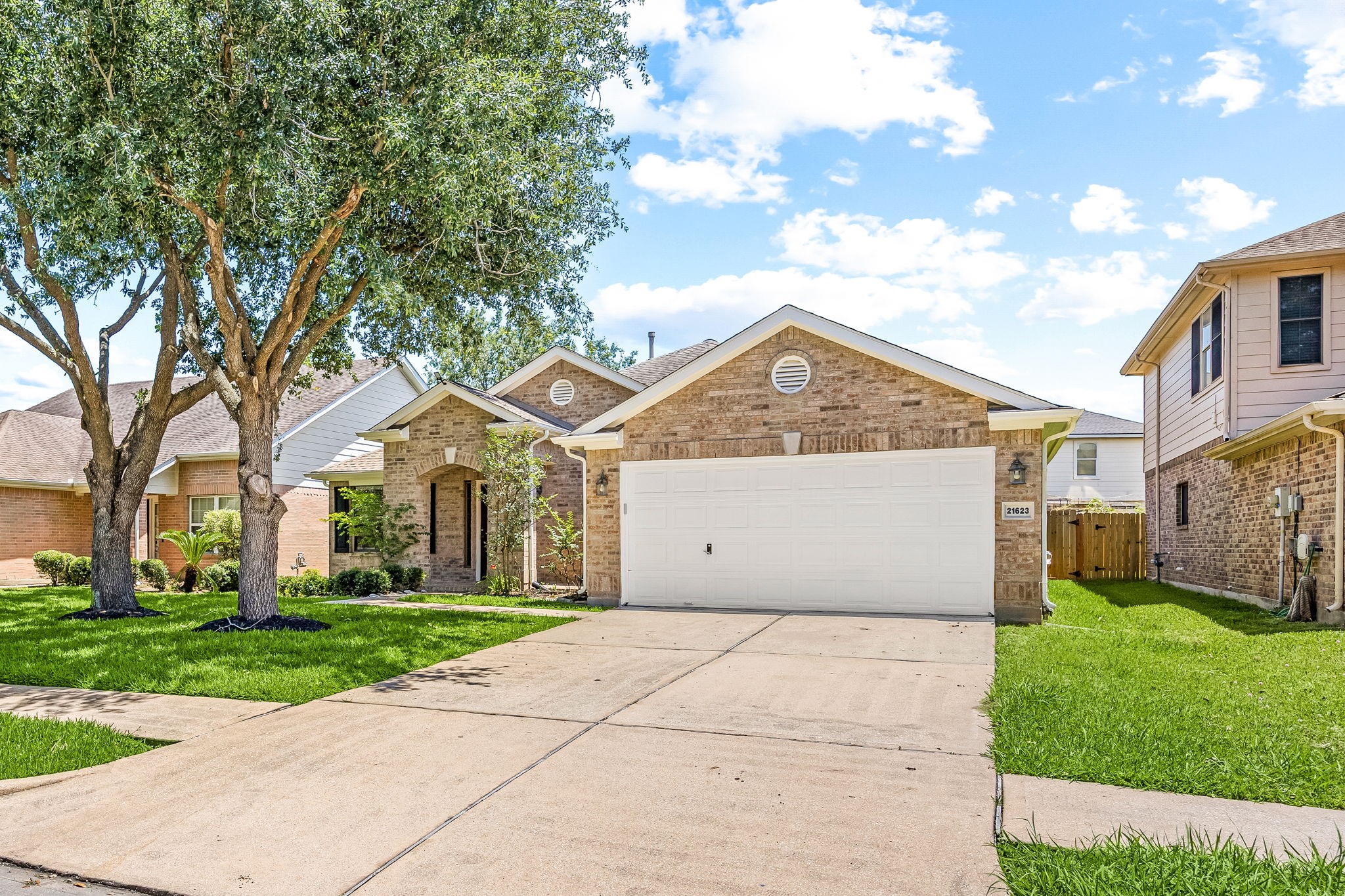21623 Dalton Spring Lane Property Photo 3