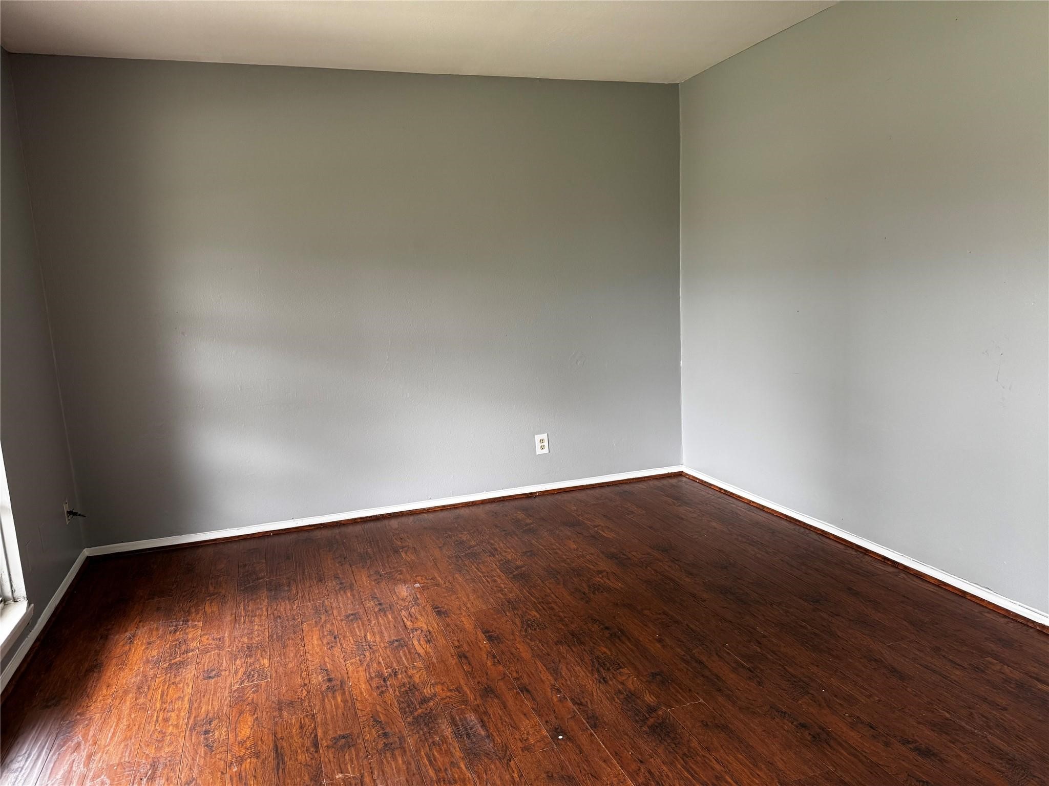 7201 Gleason Road Property Photo 14