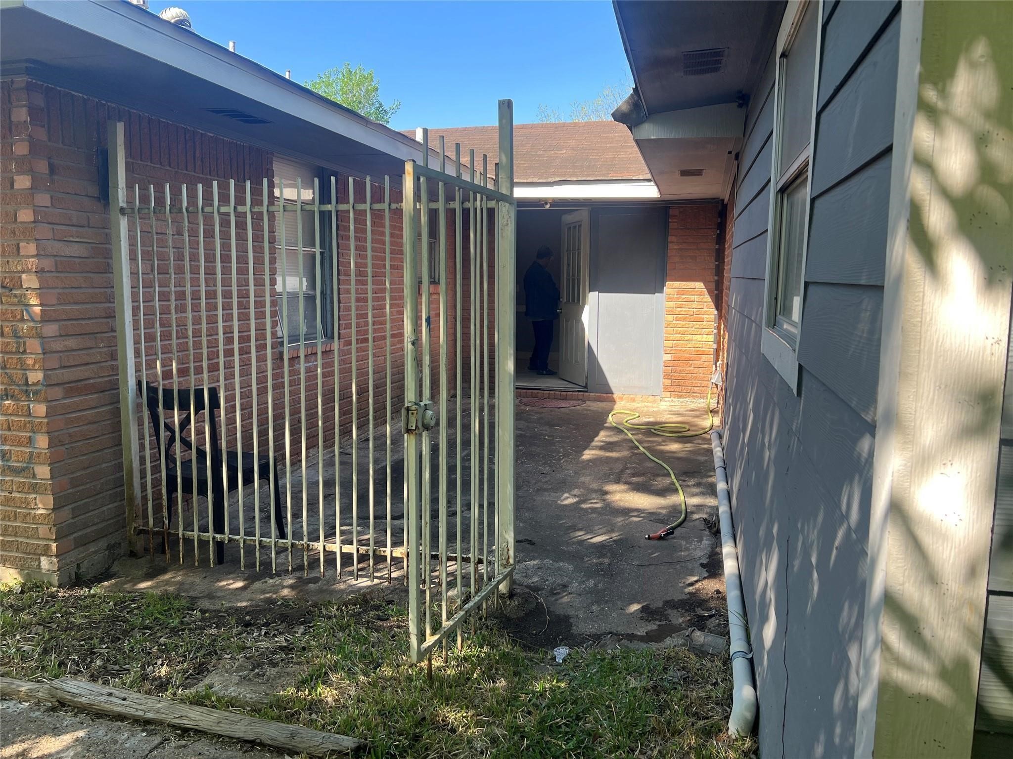 7201 Gleason Road Property Photo 16