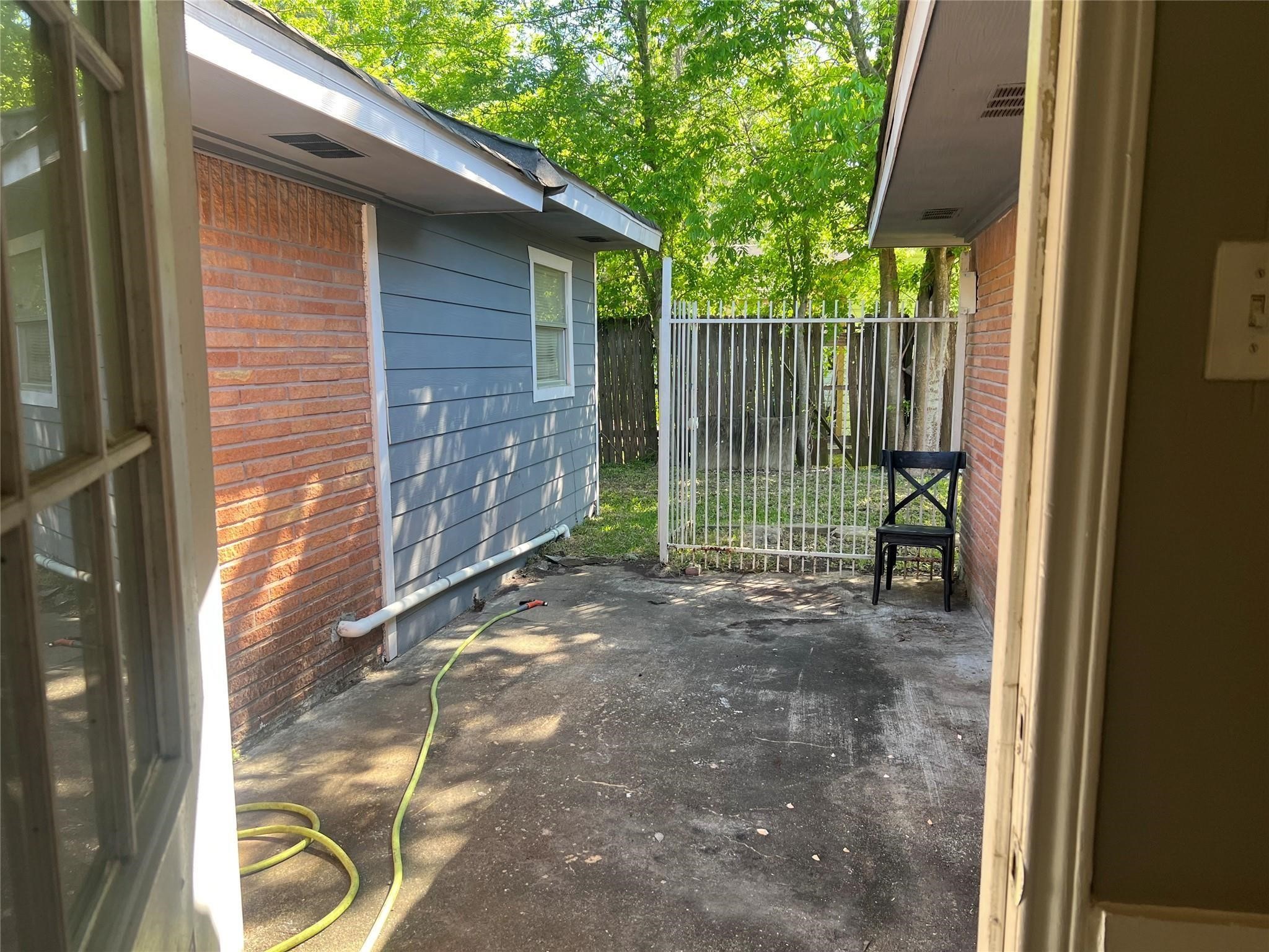 7201 Gleason Road Property Photo 17