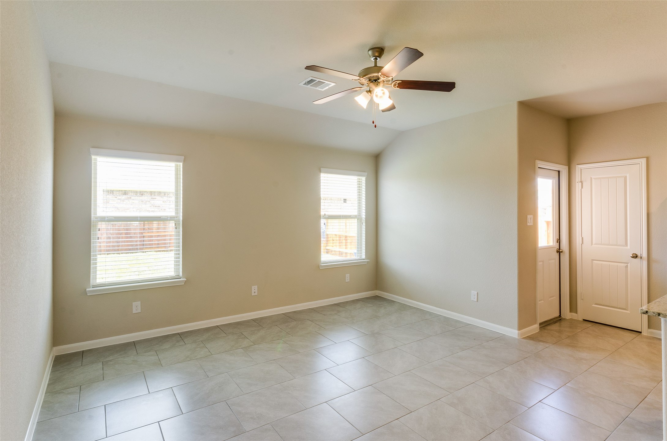 2213 Del Mar Property Photo 16
