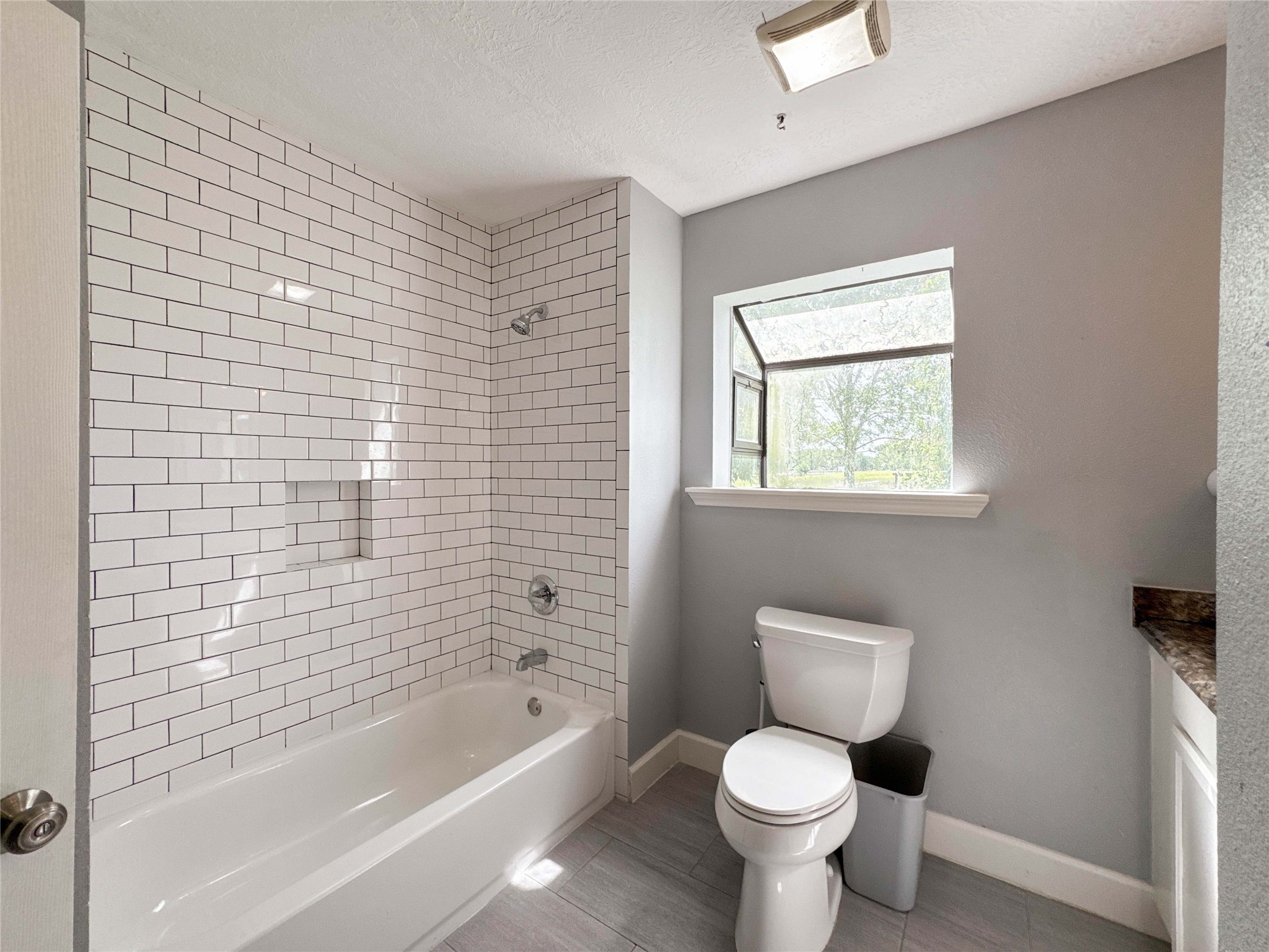 18021 Dace Lane Property Photo 9