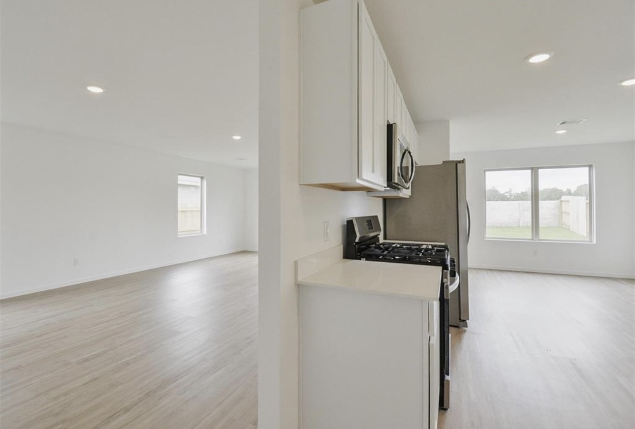 18637 Cepagatti Drive Property Photo 10