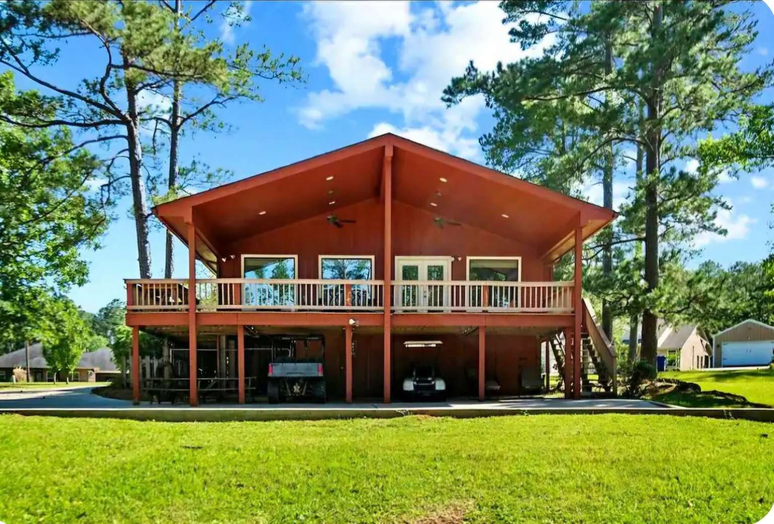 156 Cove Lane Property Photo 1